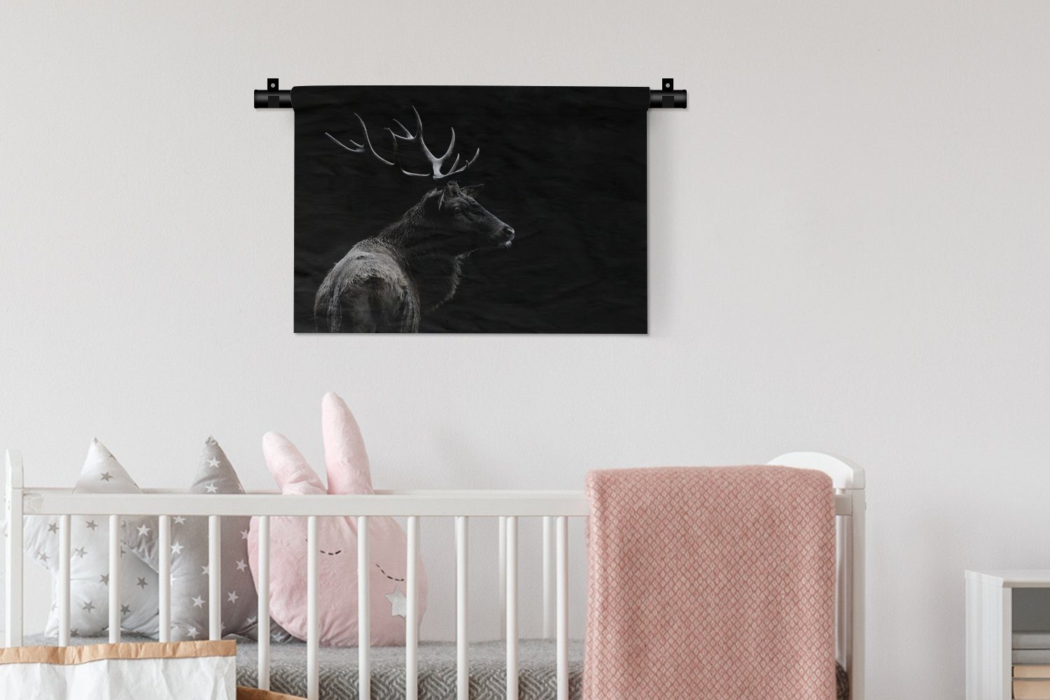 MuchoWow Wanddekoobjekt Schlafzimmer, Kinderzimmer Tiere, - Wohnzimmer, - Wanddeko für Hirsch - - Porträt Wandbehang, Kleid, Geweih Schwarz