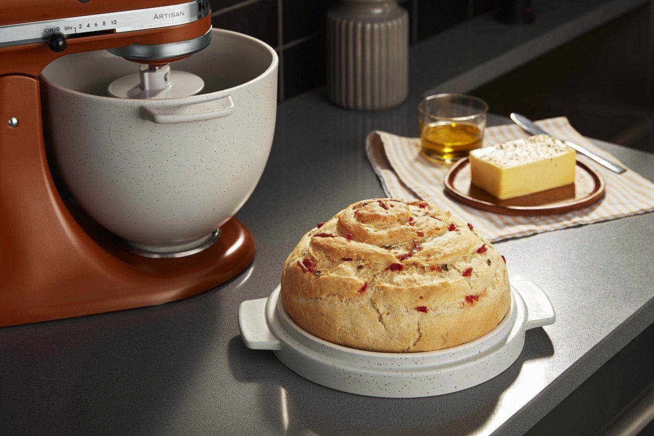 KitchenAid Küchenmaschinenschüssel KitchenAid Brot-Backschüssel + Brot & Brioche Rezeptbuch