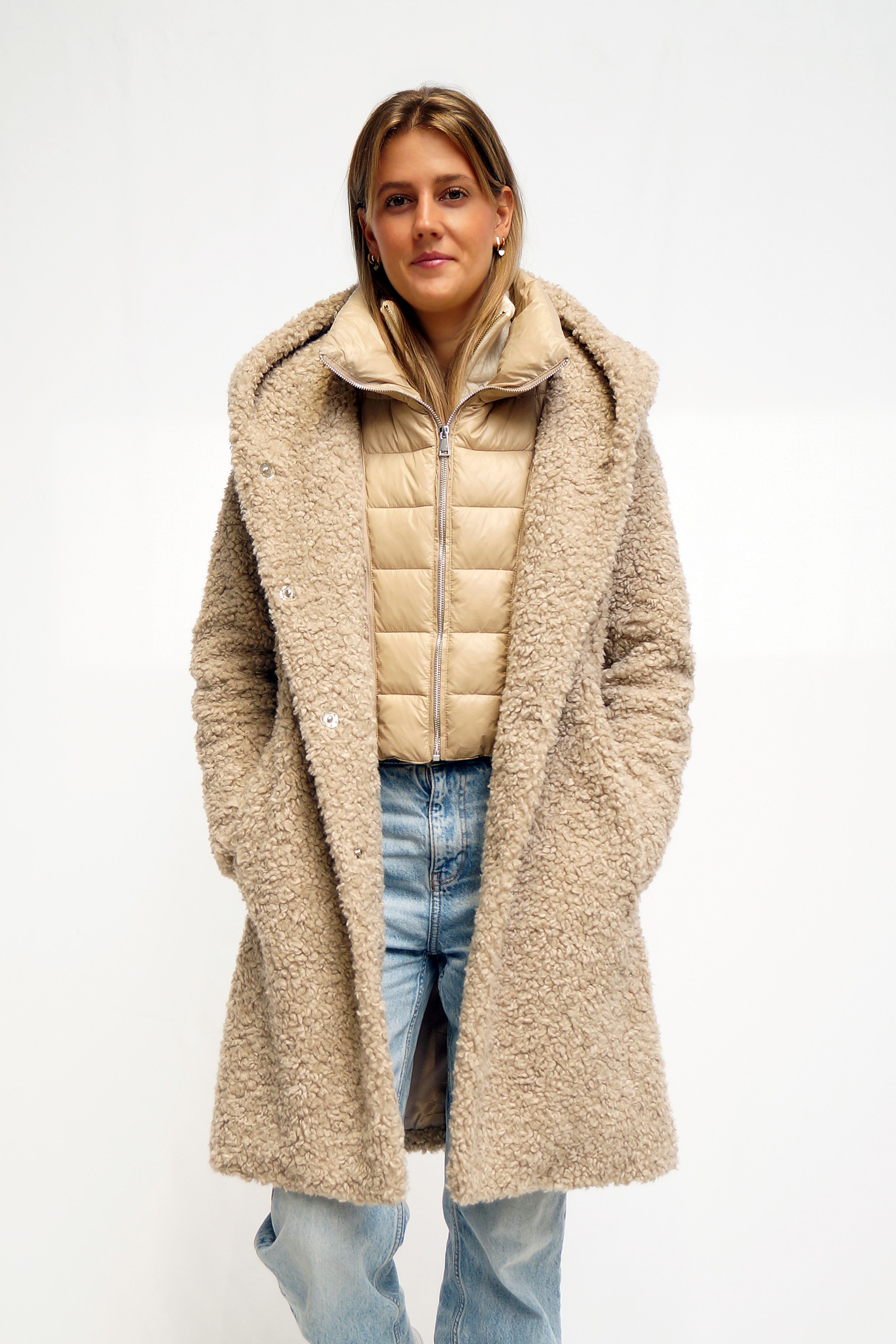 FUNK since 1776 Fellimitatmantel Wintermantel aus Lammimitat mit Kapuze & a günstig online kaufen