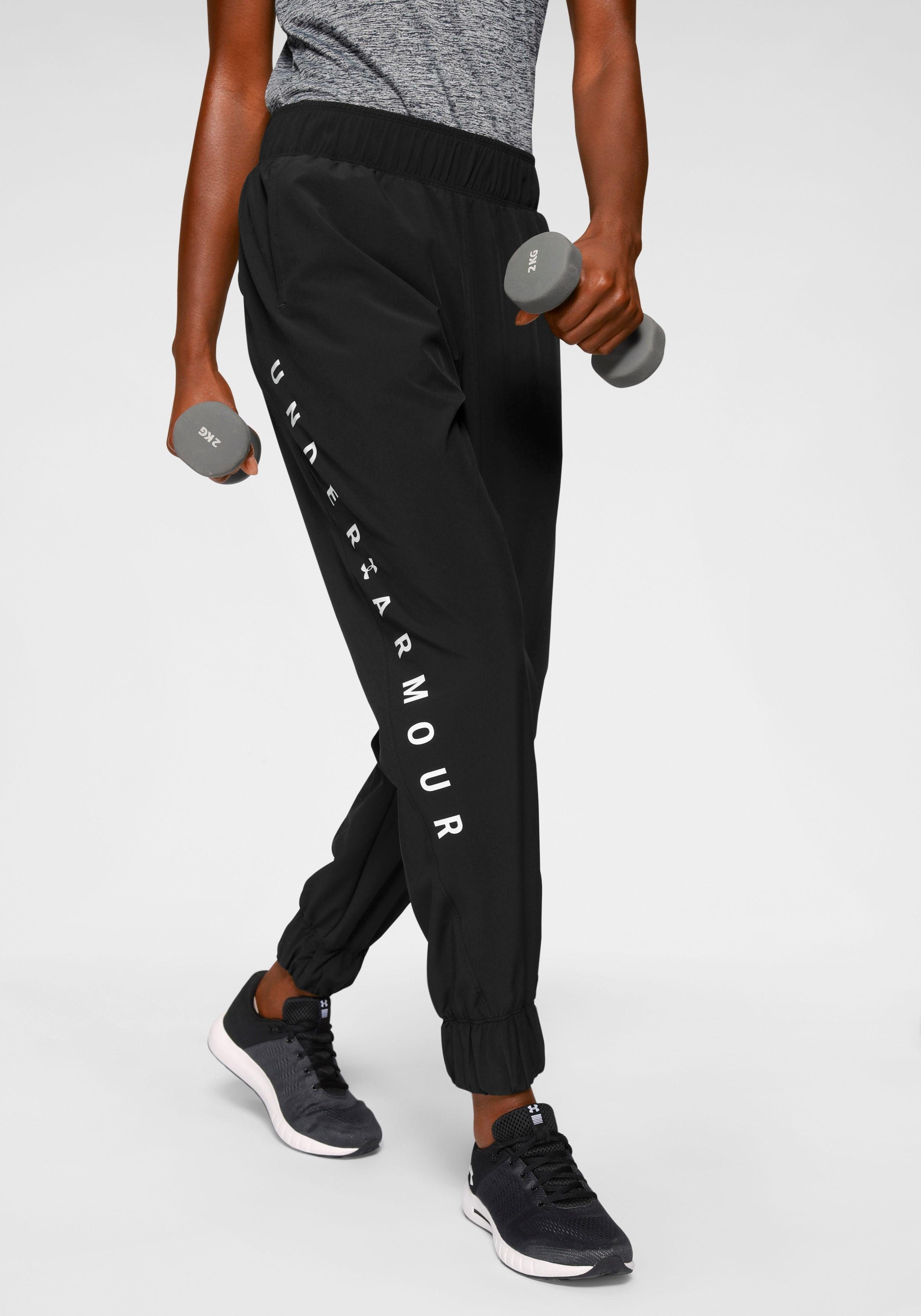 Under Armour® Sporthose »WOVEN BRANDED PANTS« | OTTO