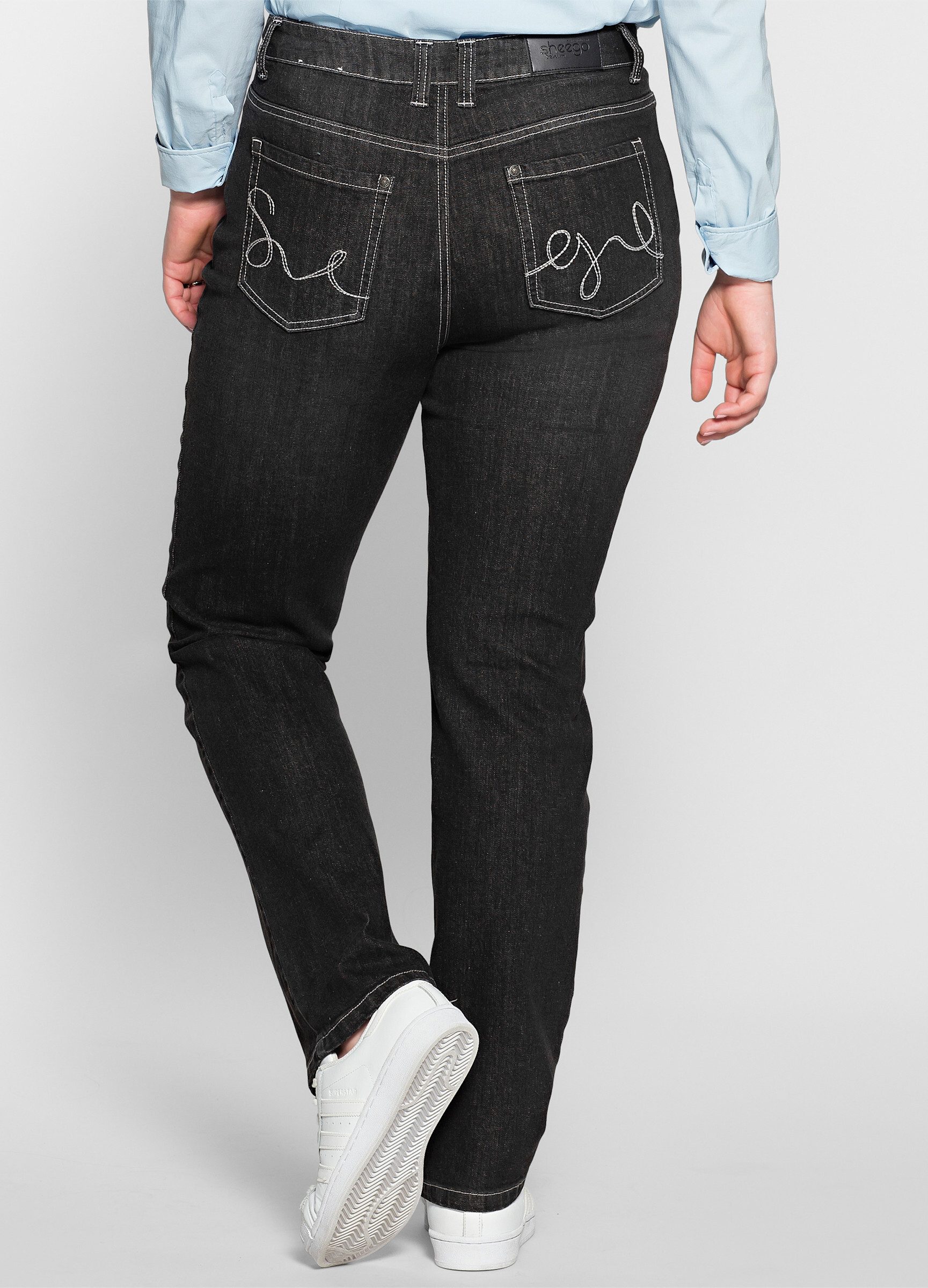 Sheego Bequeme Jeans Stretch-Jeans Bauch-weg-Effekt