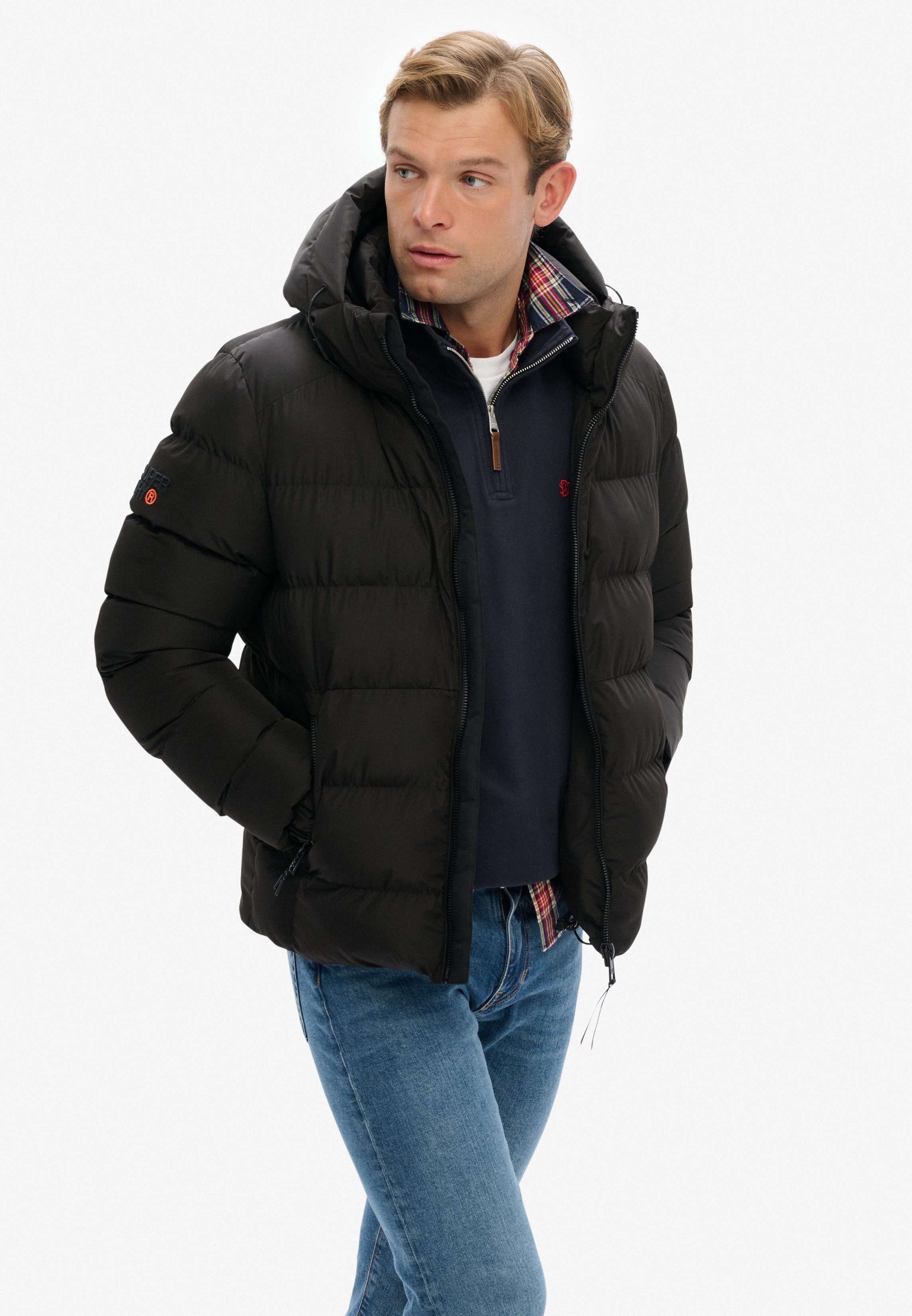 Superdry Steppjacke HOODED SPORTS PUFFER JACKET Kunstfaser, relaxed fit