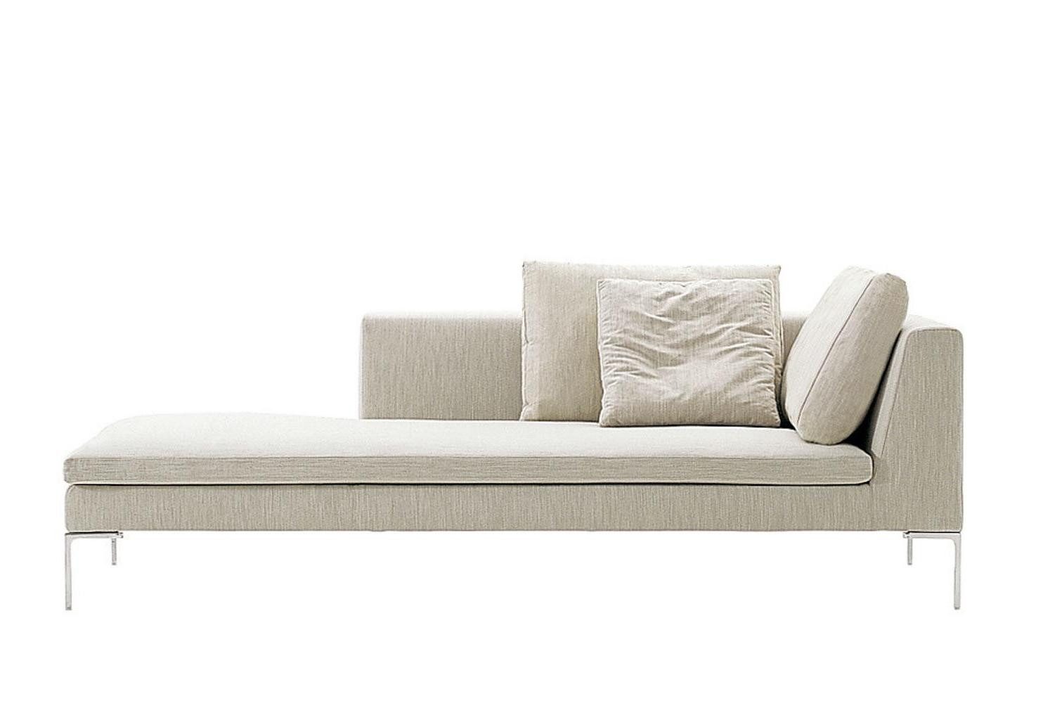 Chaiselongue Neu gestaltete Wohnzimmercouch mit Schlafsofa und Chaiselongue-Liege.