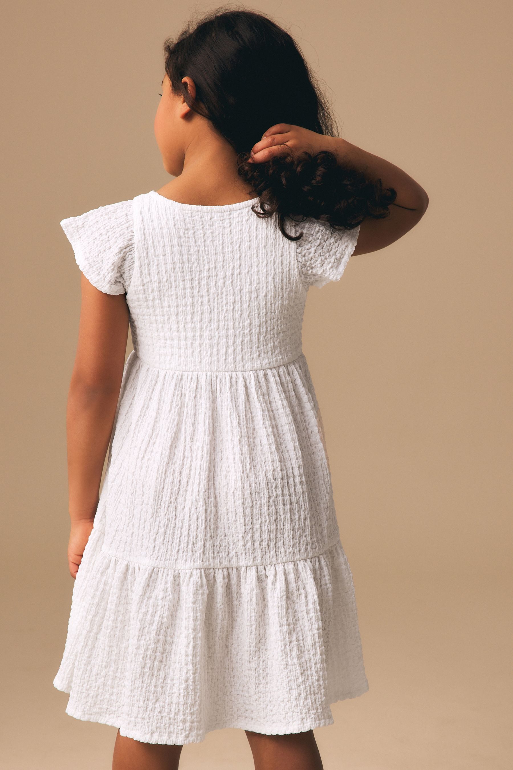 Next Jerseykleid Kleid in Knitteroptik mit Engelsärmeln (1-tlg)