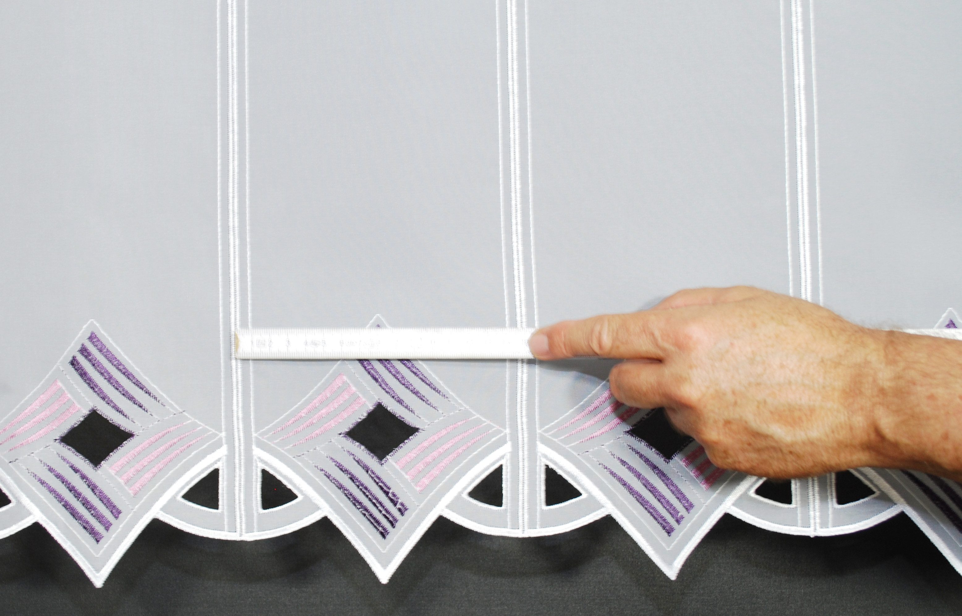 Gardinen Kranzusch Scheibengardine moderne Lochstickerei, Stangendurchzug, günstig online kaufen