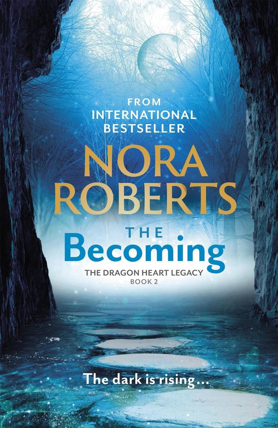 Roberts, N: Becoming / Nora Roberts