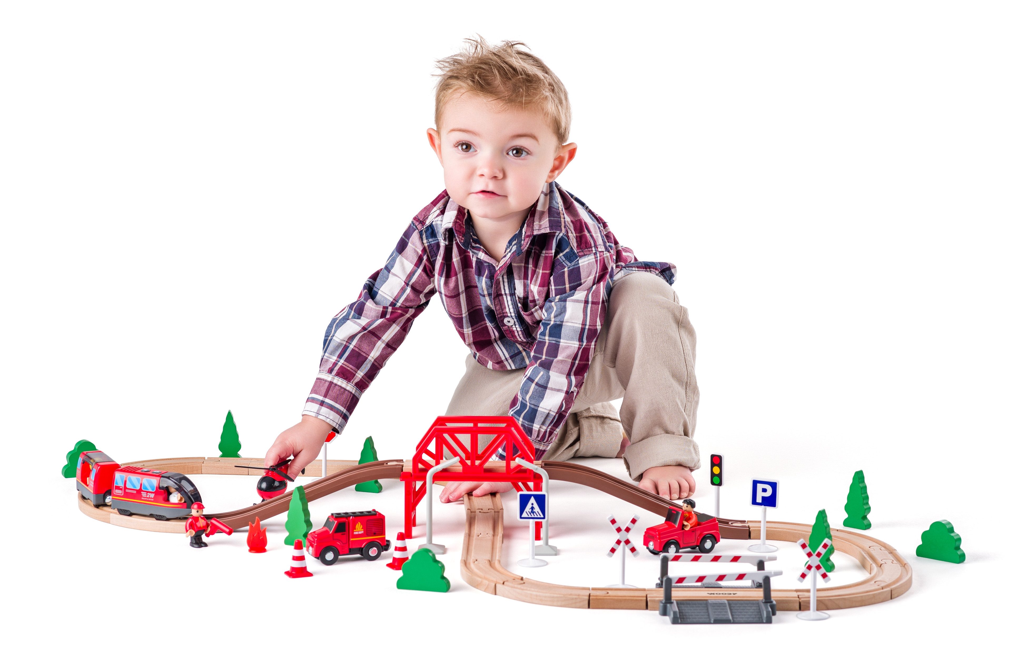 Woodyland Spielzeug-Eisenbahn 92110 Eisenbahnset - 60 teilig. Mit batteriebetriebener Lok, (60-tlg), Fahrzeuge magnetisch. Lok elektrisch betrieben