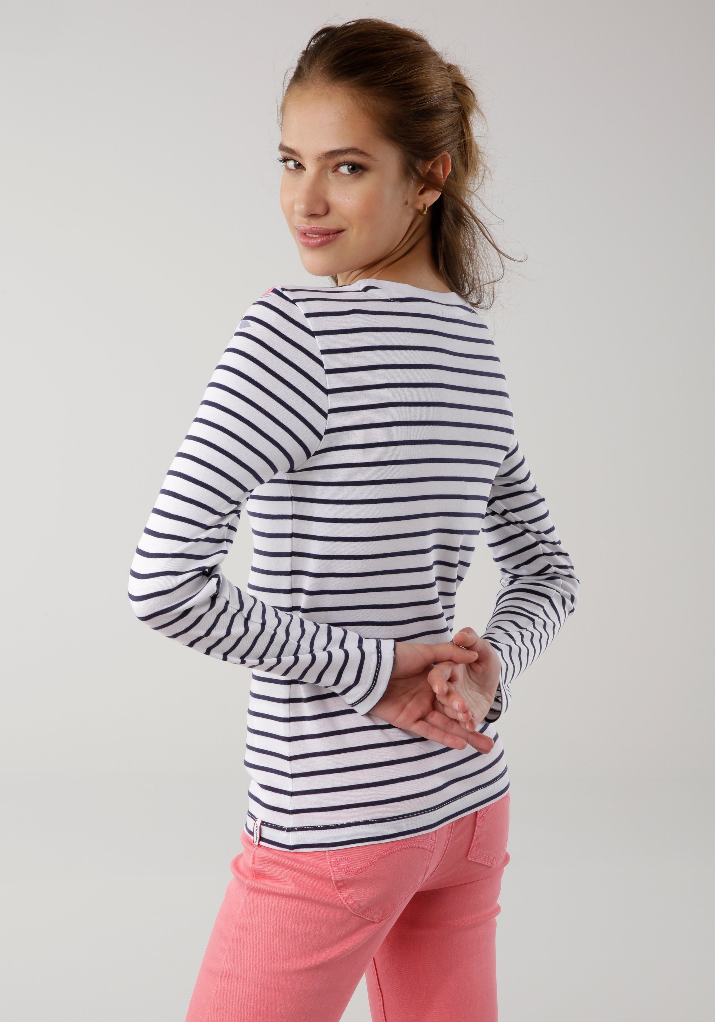 KangaROOS Langarmshirt Langarm, sehr figurbetonte Passform