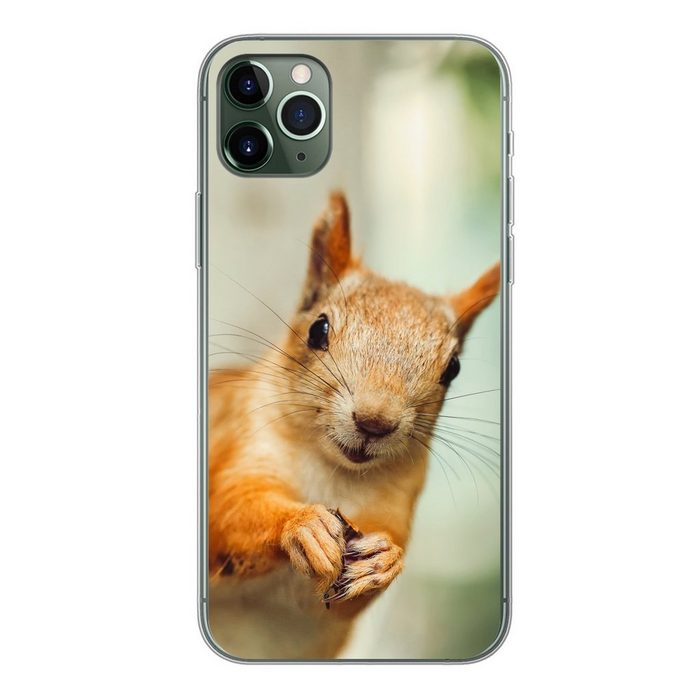 MuchoWow Handyhülle Eichhörnchen - Lustig - Nuss - Kinder - Jungen - Mädchen - Kind Handyhülle Apple iPhone 11 Pro Max Smartphone-Bumper Print Handy