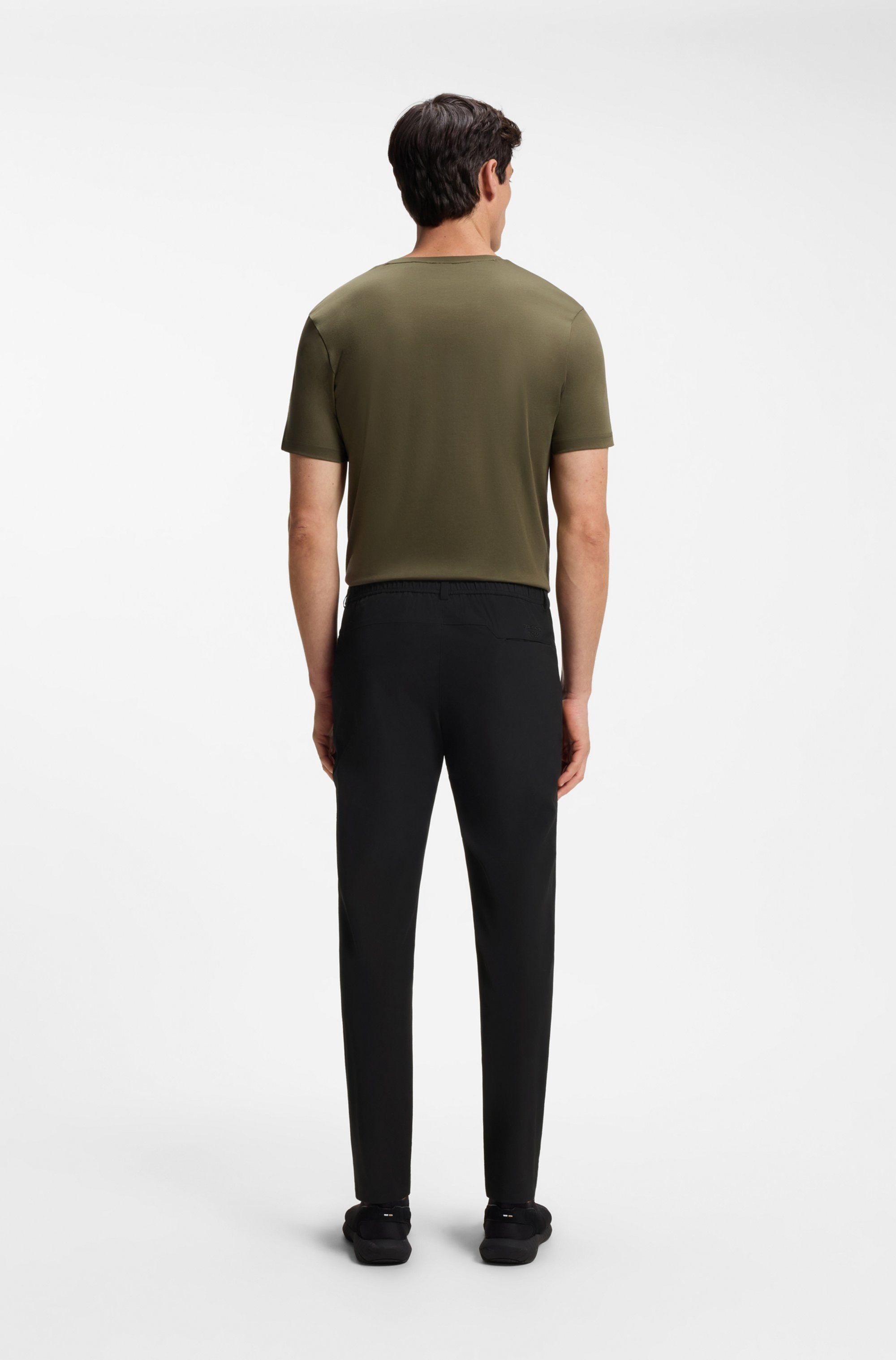 BOSS GREEN Stretch-Hose Porsche Spirit 70 Capsule Collection Premium Herrenmode, wasserabweisende Materialtechnologie