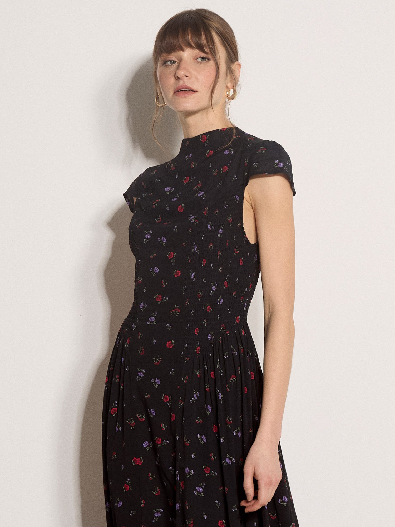 Apricot Minikleid Geblümtes kurzes Kleid mit Smokdetails