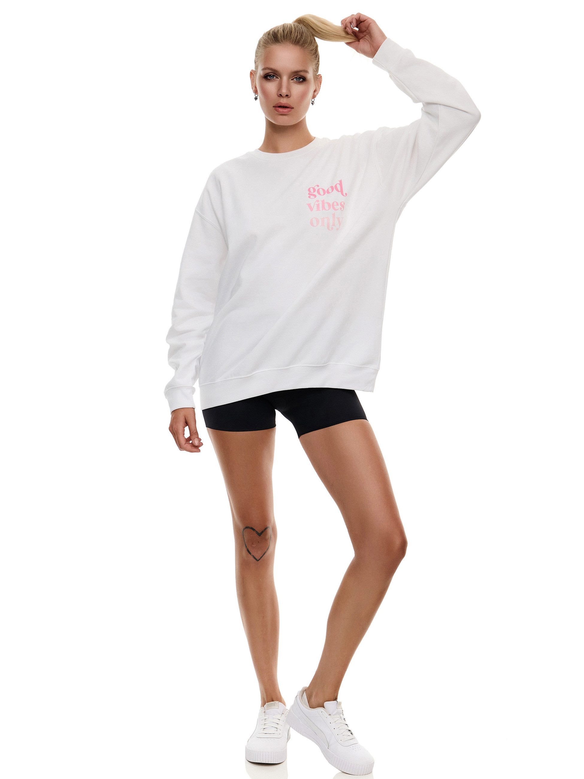 Worldclassca Sweatshirt Worldclassca Oversized Sweatshirt Good Vibes Print Langarm Pullover Freizeit Shirt