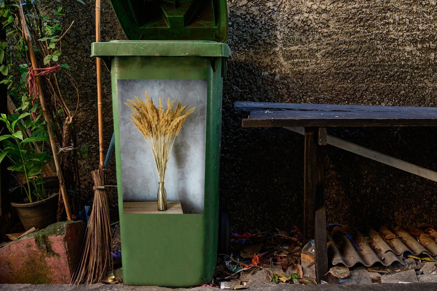 Getrocknete Wandsticker - Vase Mülleimer-aufkleber, St), Abfalbehälter - Mülltonne, Blumen MuchoWow Stilleben Sticker, Container, (1