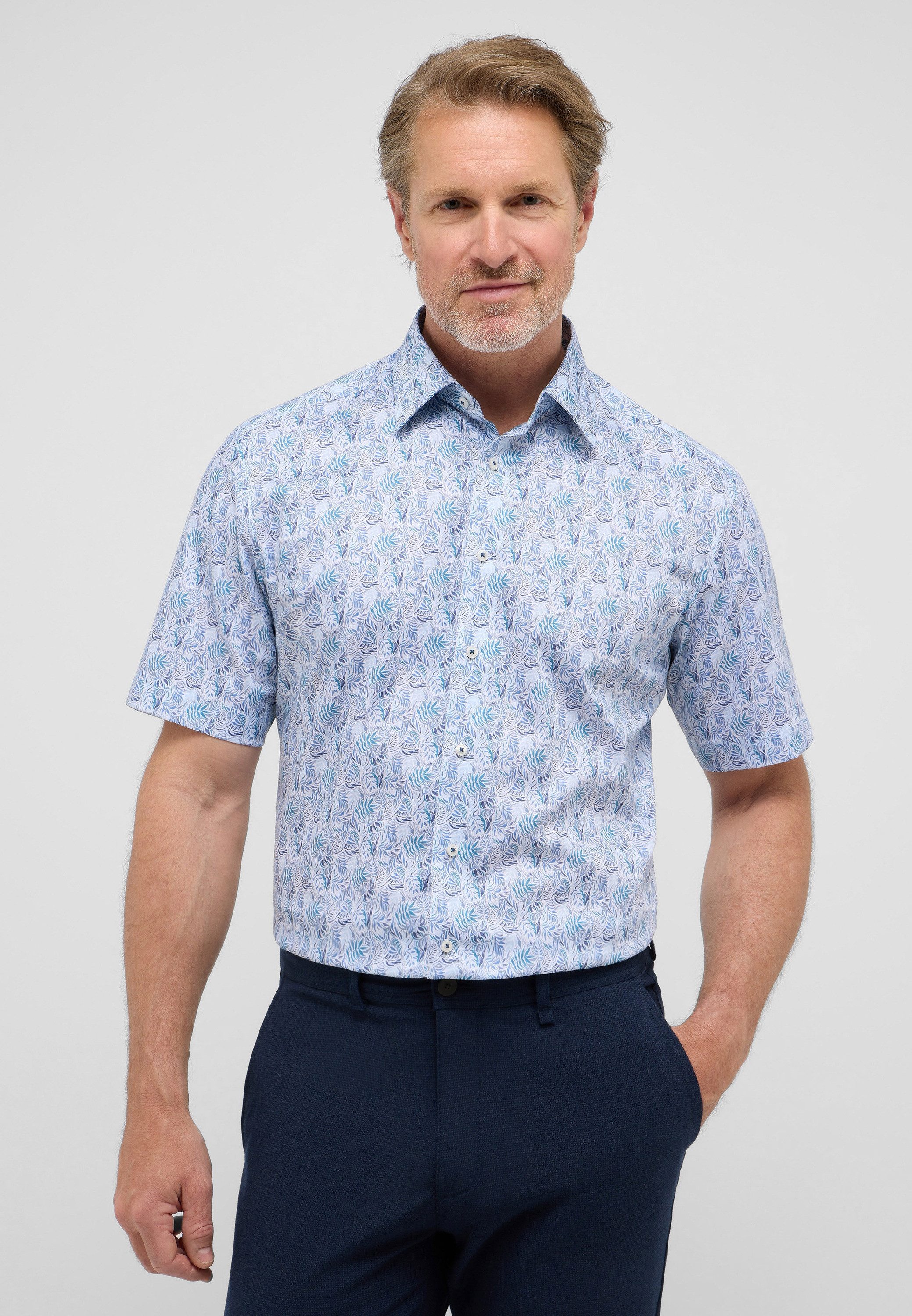 Eterna Kurzarmhemd MODERN FIT NON IRON (bügelfrei) günstig online kaufen