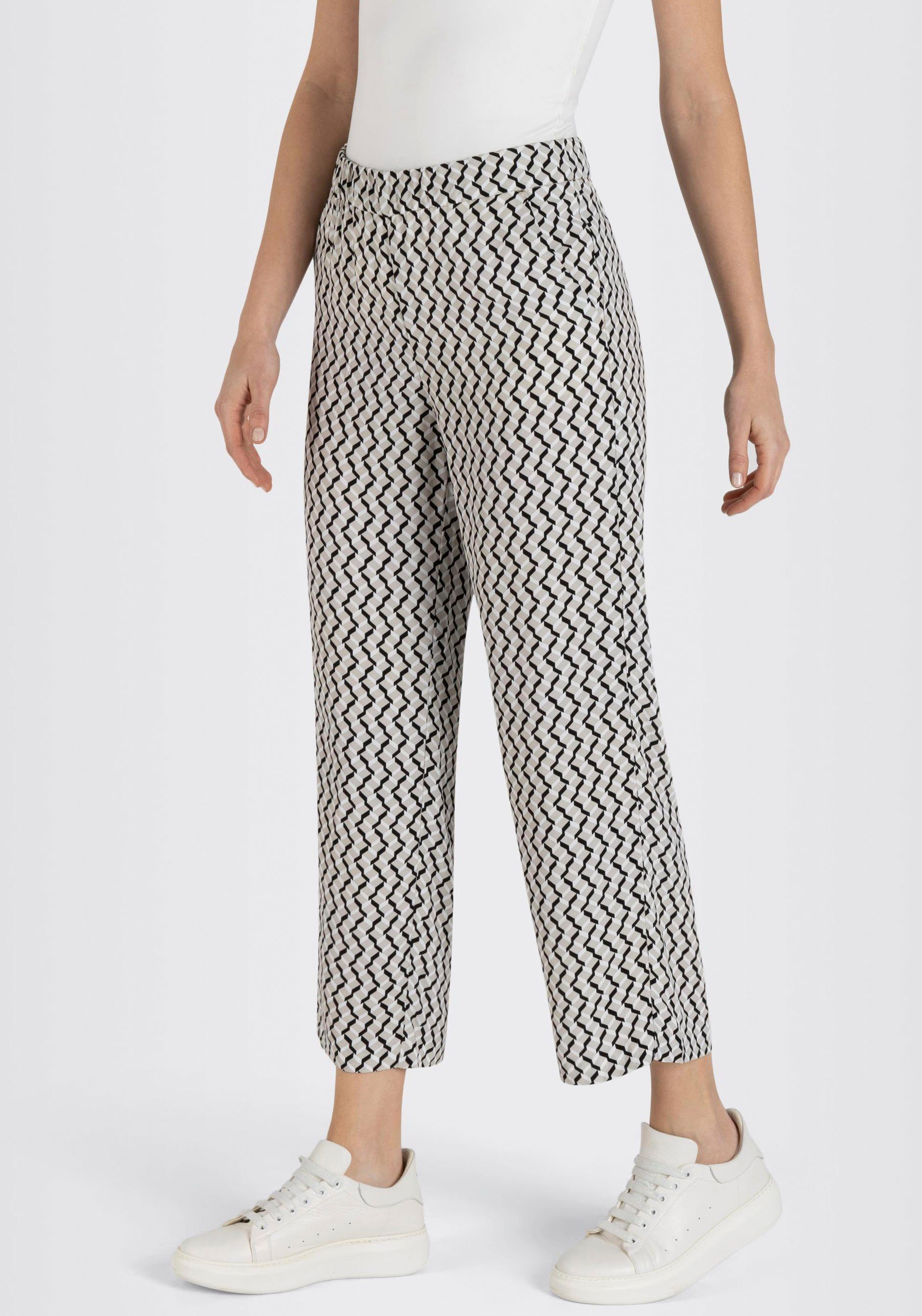 Bein mit MAC CROPPED 3/4-Hose CHIARA weitem, geradem