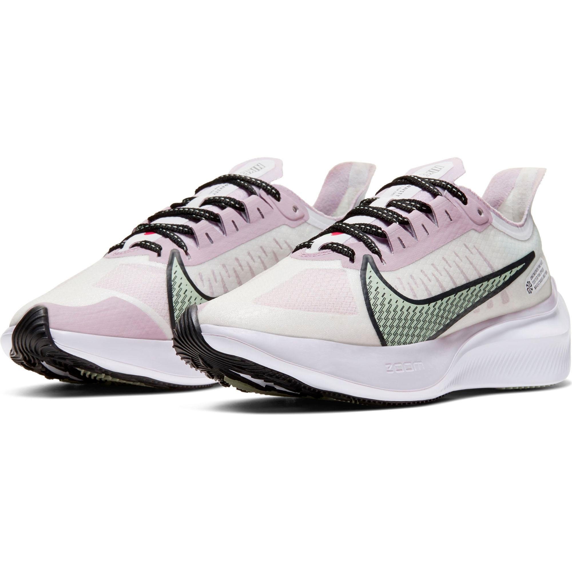 wmns nike zoom gravity
