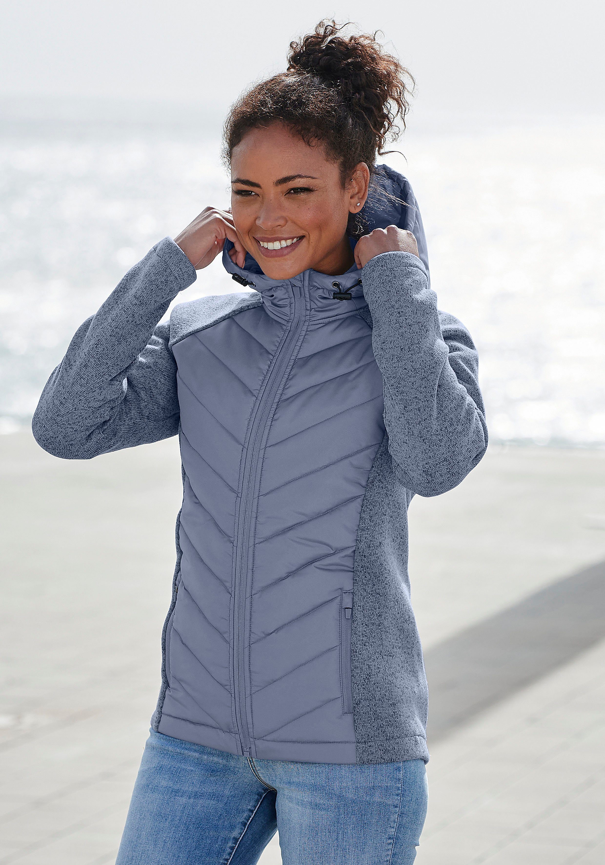 Vivance Steppjacke mit Strickfleece-Ärmeln blau