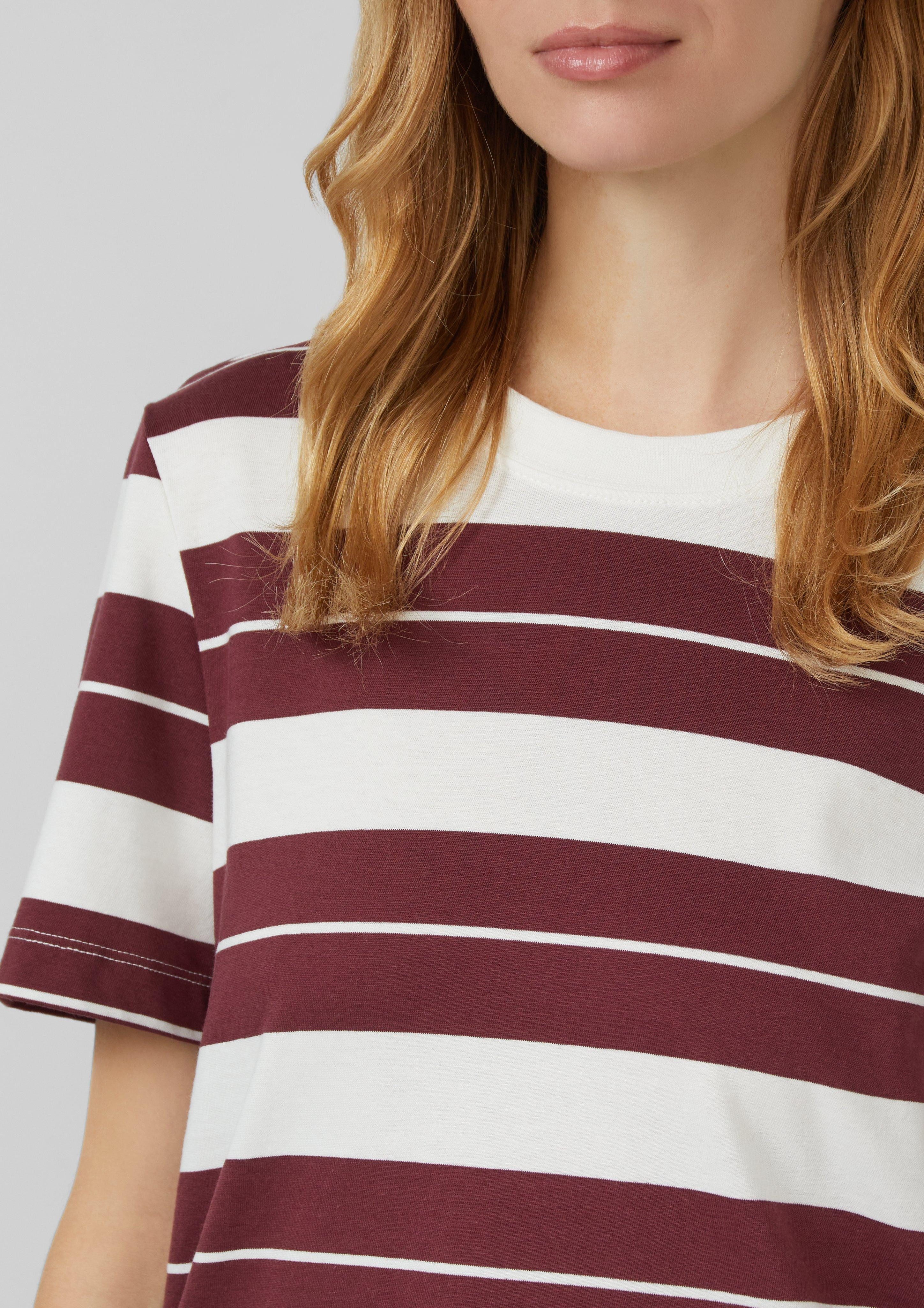 s.Oliver Kurzarmshirt Verkürztes Baumwoll-Streifen-T-Shirt mit Patch günstig online kaufen