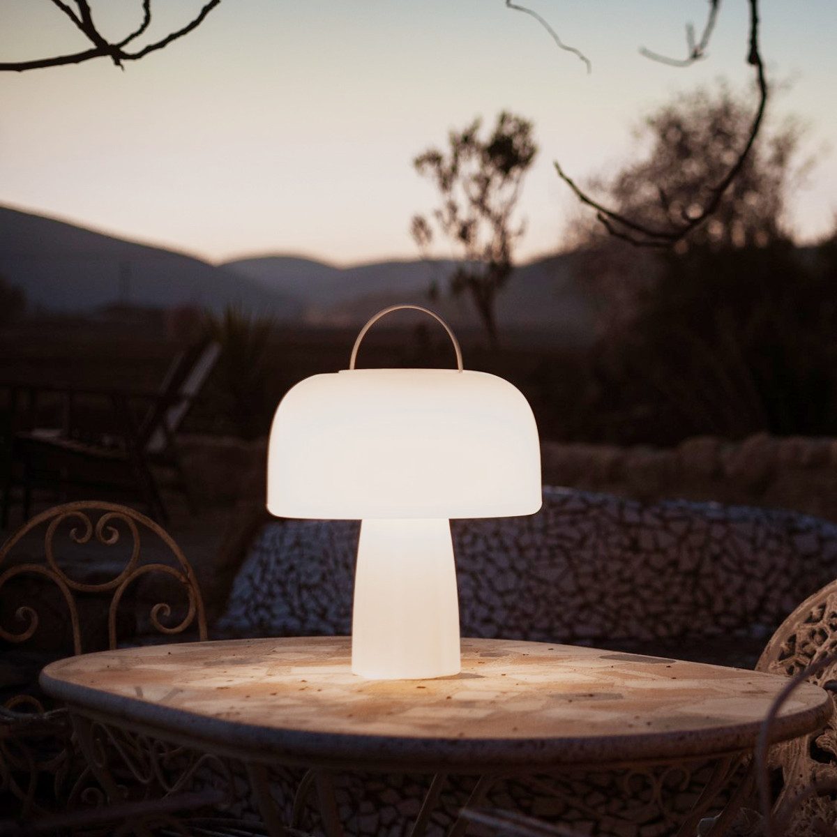 smart and green LED Solarleuchte Gartenlampe Weiß Solar Dekolampe