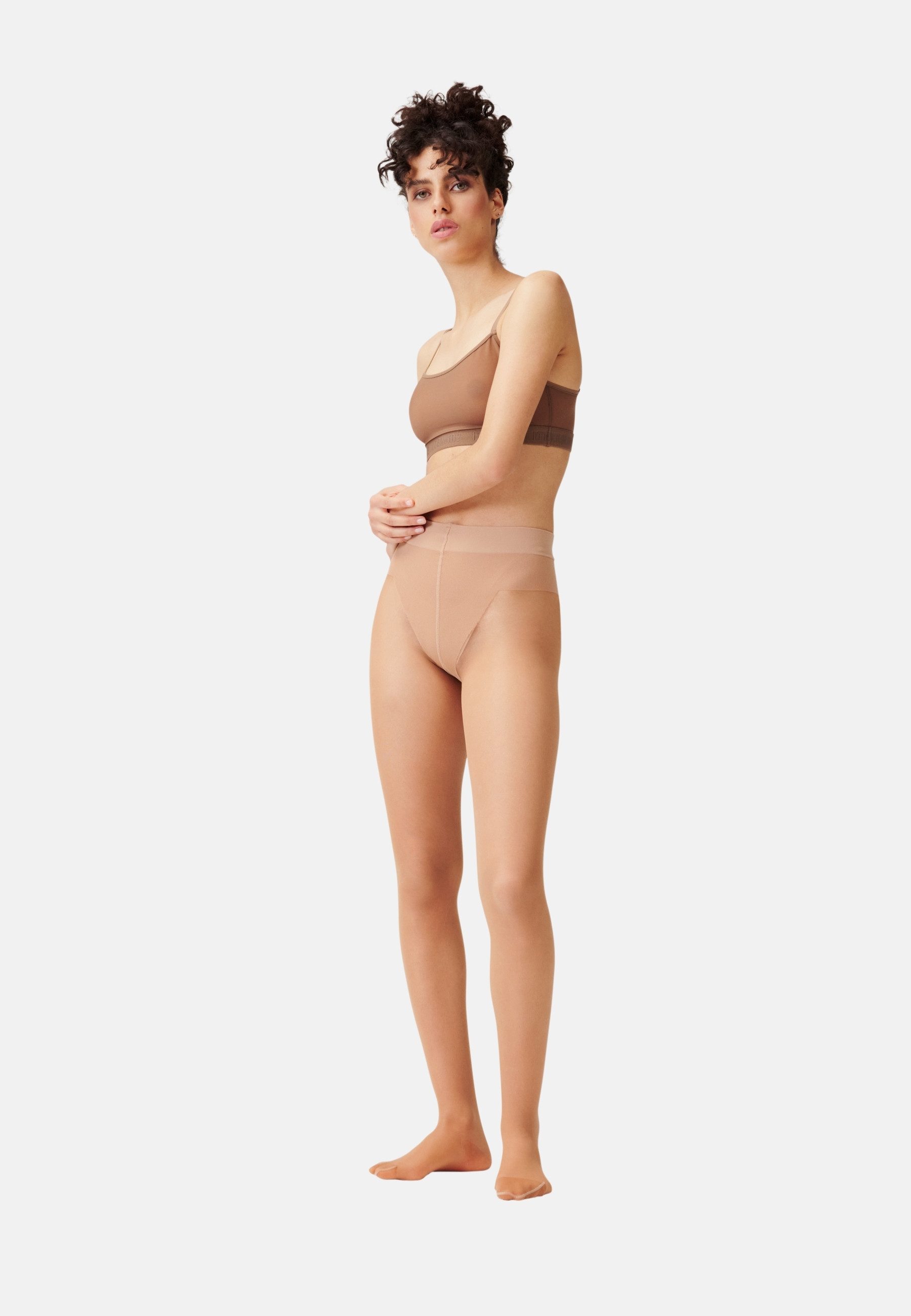 ITEM m6 Feinstrumpfhose Slip-Panty, Push-up-Effekt, leichte Beine, hautangepasst, langlebig