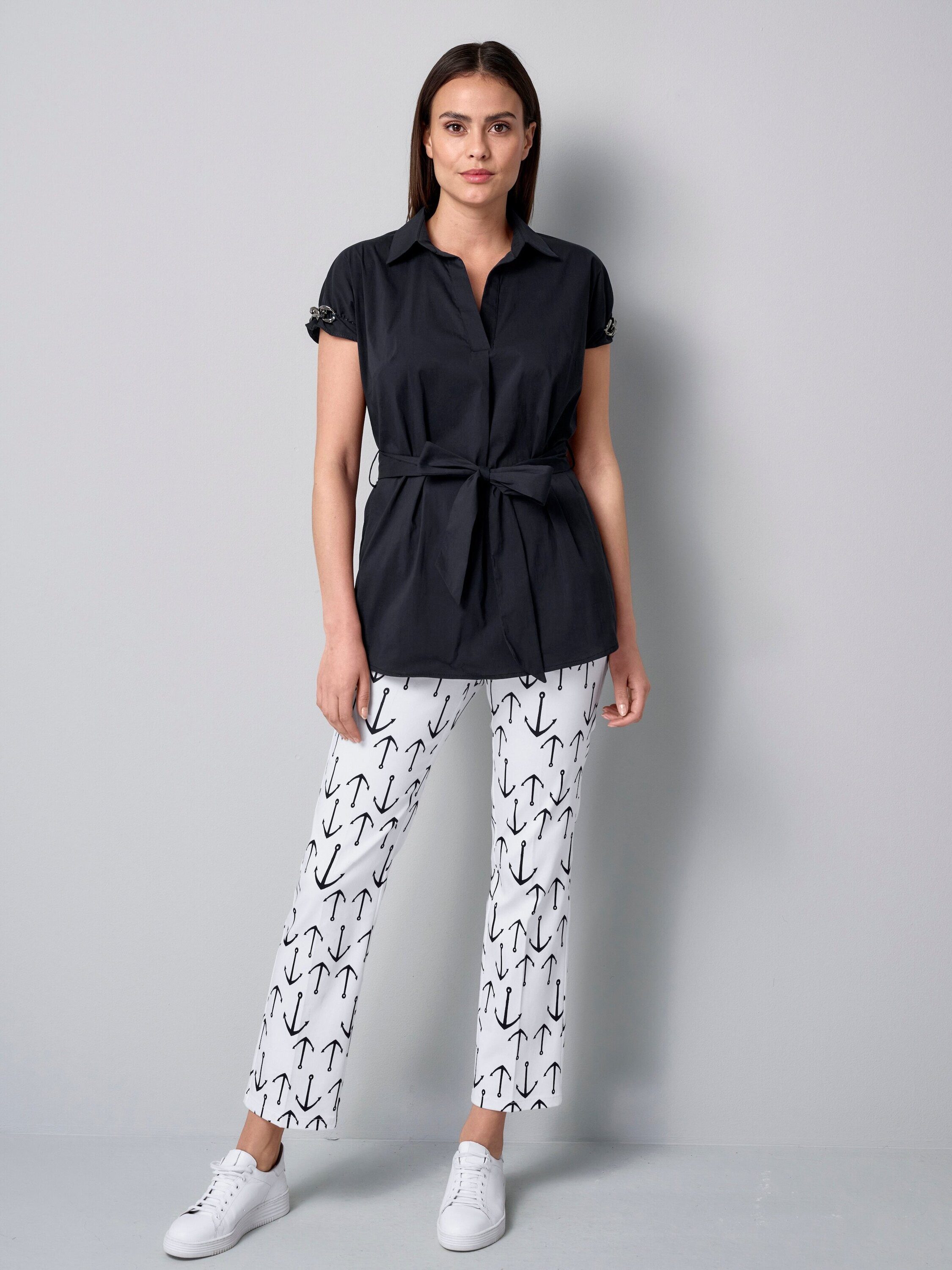 Alba Moda Schlupfbluse Longbluse mit Kettendetails am Arm