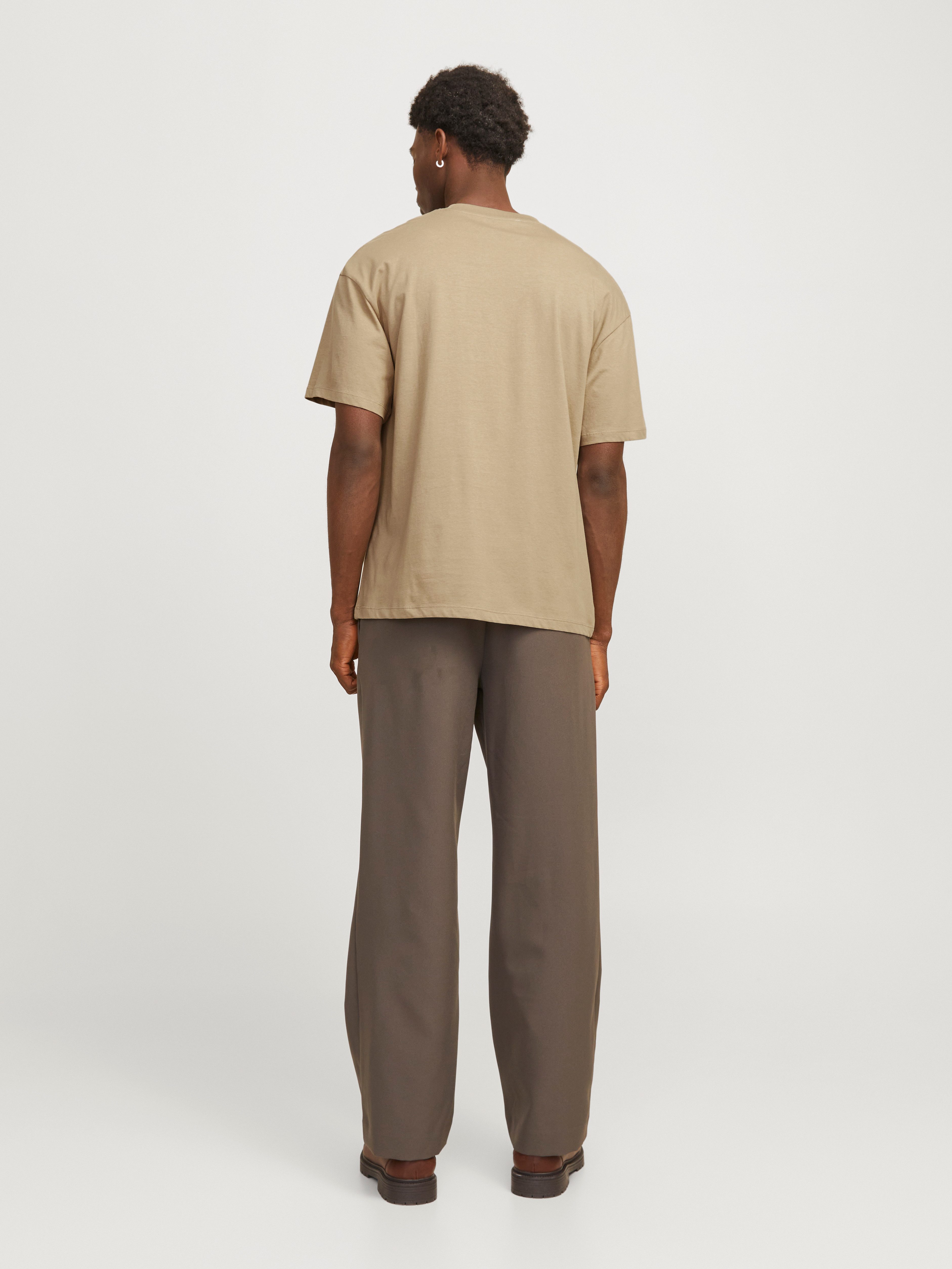 Jack & Jones Oversize-Shirt JJEBRADLEY Oversize T-Shirt mit klassischem Rundhalsausschnitt mit gekämmten Jersey