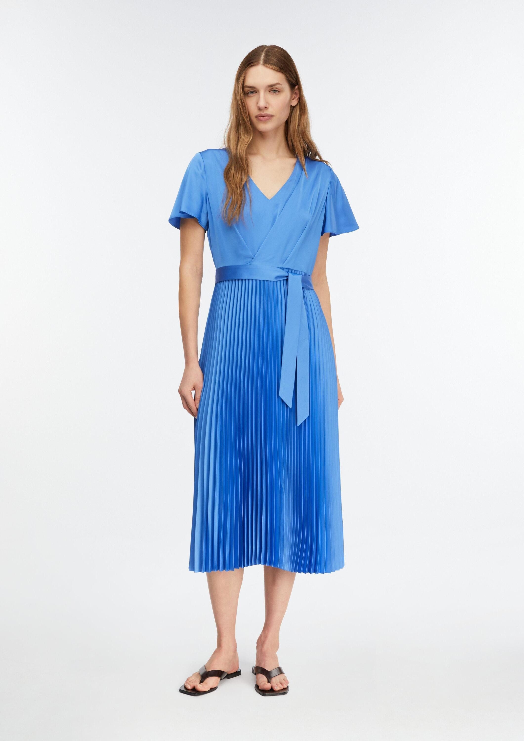 comma Midikleid Kleid Satinkleid mit fließenden Ärmeln und Plissée-Rock