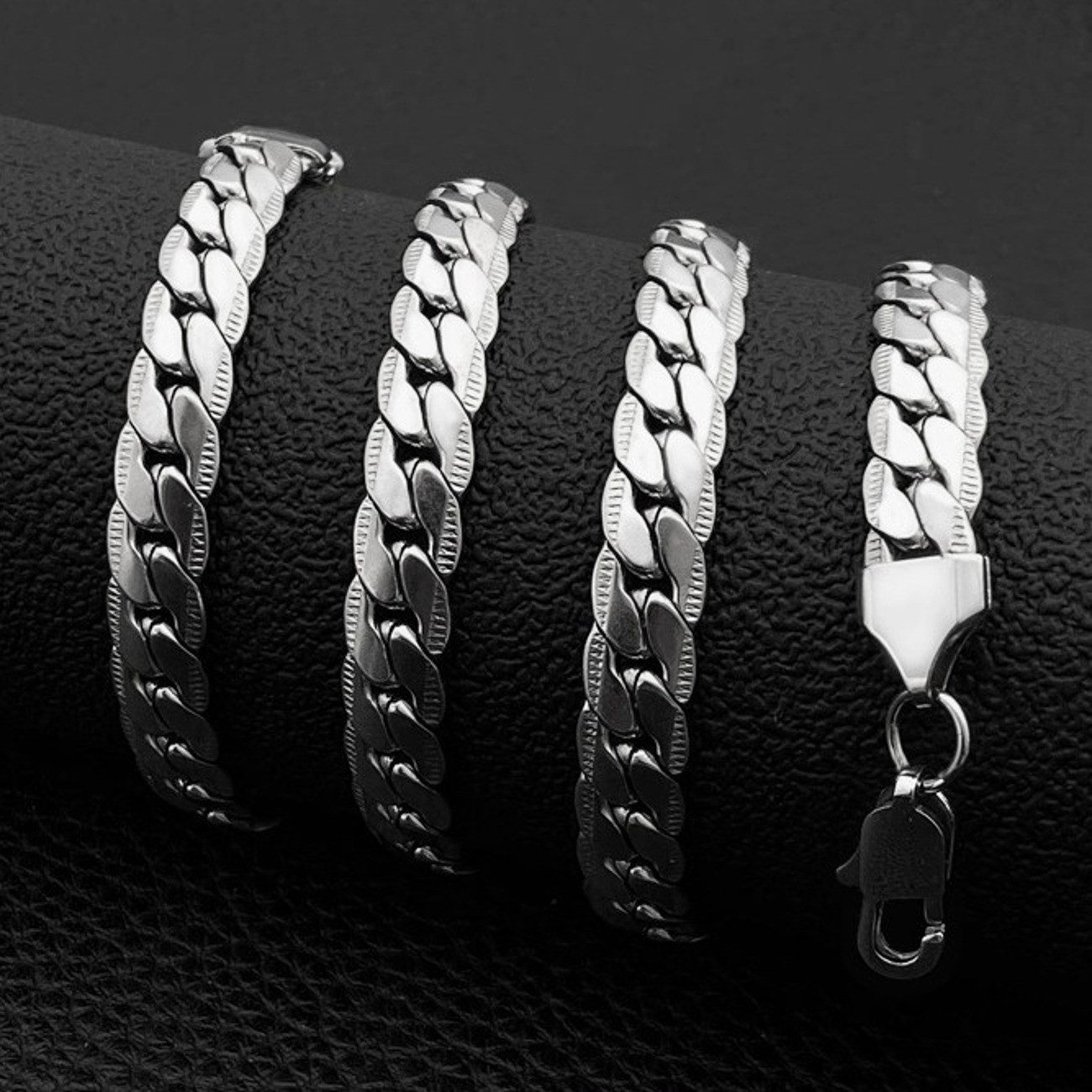 KARMA Schlangenkette Edelstahlkette Halskette Herren Damen silber 0,6 cm breit (Silberne Kette Hypoallergen wasserfest, Herrenschmuck Damenschmuck), Herrenkette Damenkette wasserfest - antiallergisch