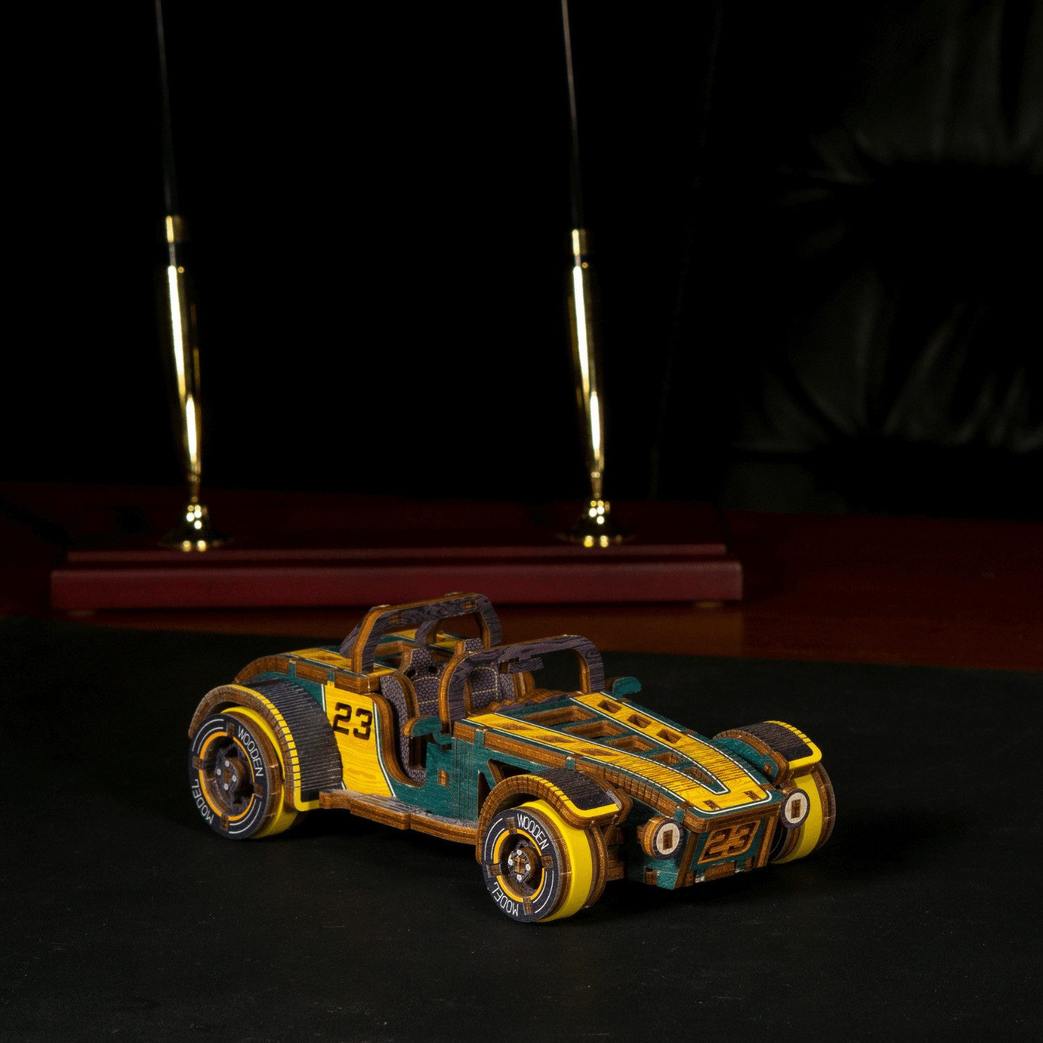 Wooden City Puzzle WoodenCity Roadster Limited Edition Mechanisches Holzpuzzle, 105 Puzzleteile