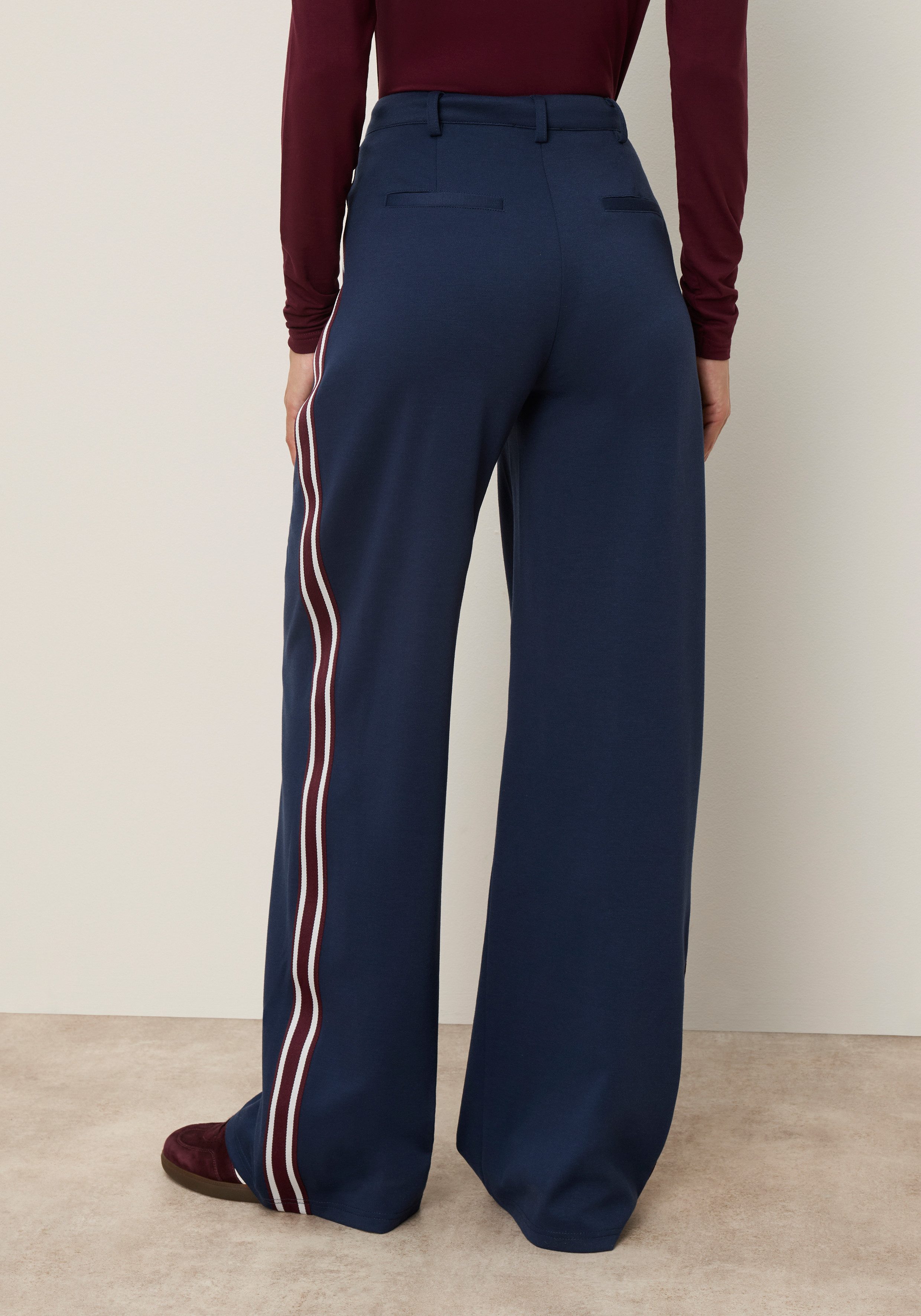Tamaris Palazzohose mit Kontraststreifen, im modernem Look mit weitem Bein – Bild 2 von 5