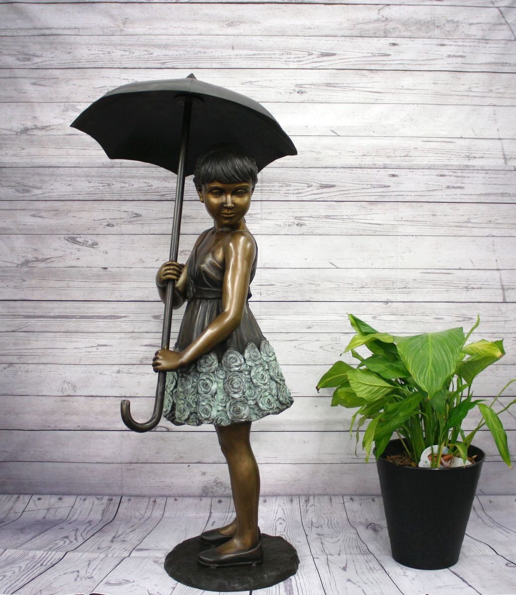 Bronzeskulpturen Skulptur Bronzefigur Mädchen mit Regenschirm