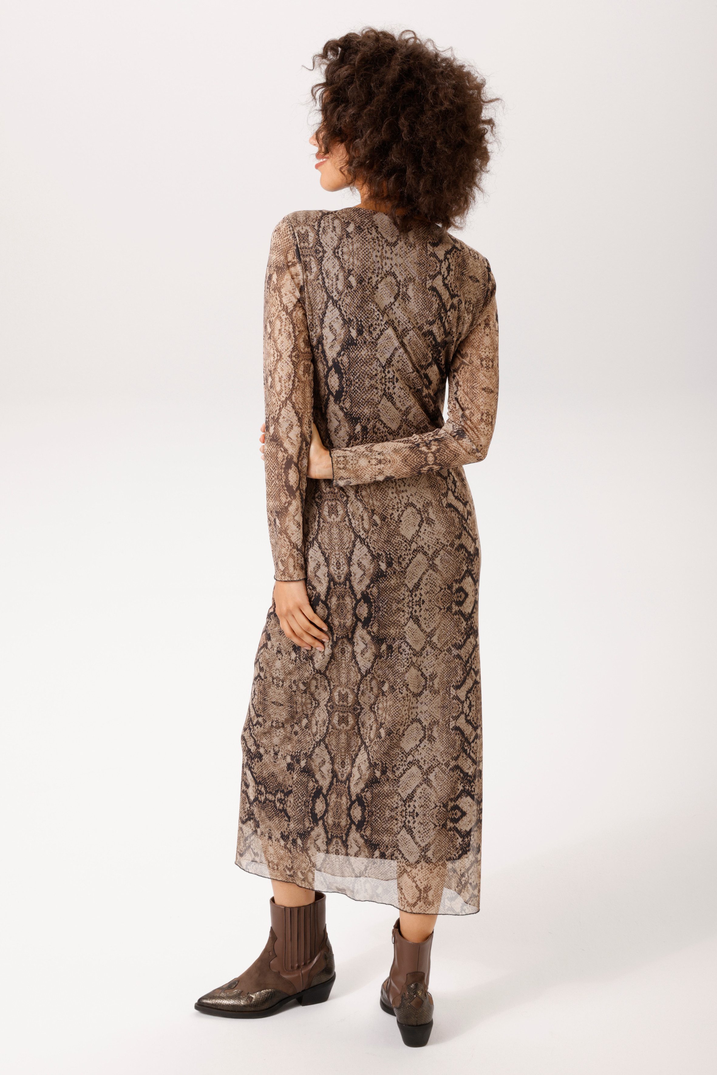 Aniston CASUAL Maxikleid mit grafischen Muster in Schlangen-Optik - NEUE KOLLEKTION