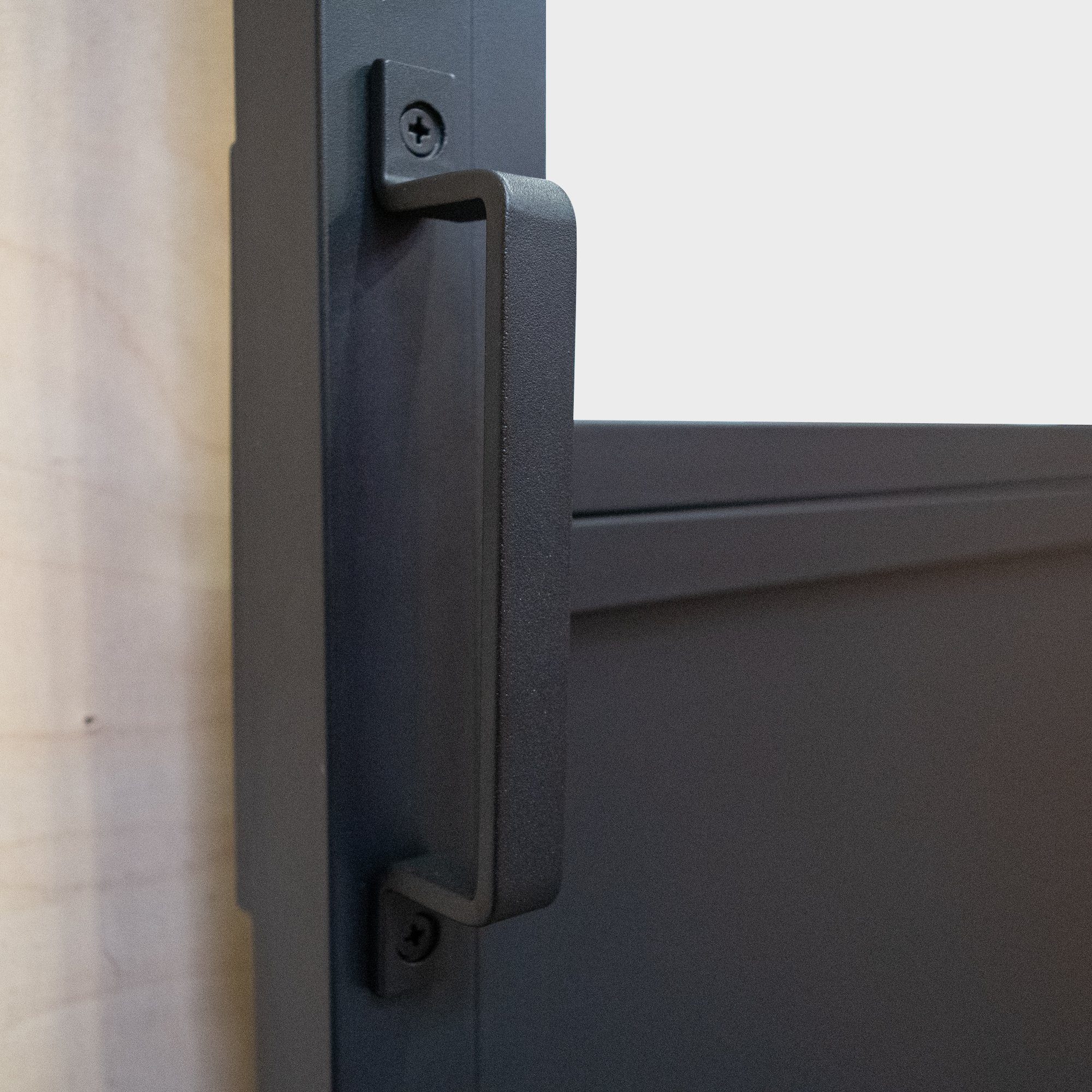 inova wohnen Glasschiebetür Stahltür Schwarz mit Klarglas Einsatz, Größenauswahl (Komplett Set, inkl. offener Laufschiene und Bügelgriff), beidseitiger Softclose, Loftstyle