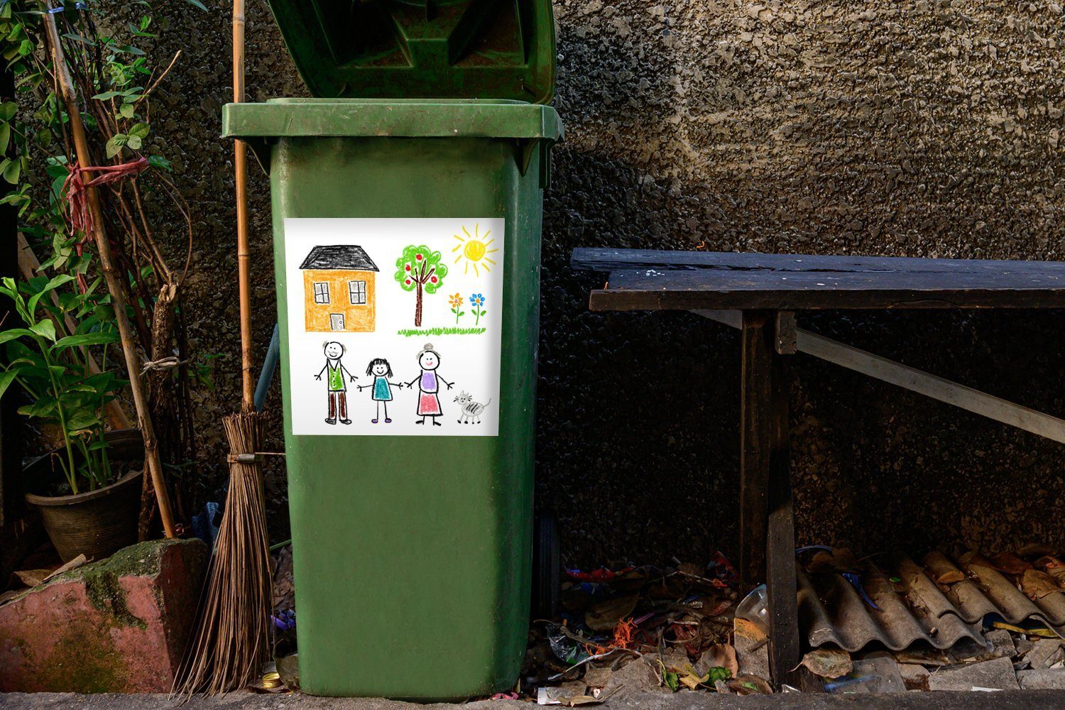 Sticker, Mülltonne, Illustration MuchoWow einer mit Familie St), (1 Haus Abfalbehälter einem Container, Mülleimer-aufkleber, Wandsticker