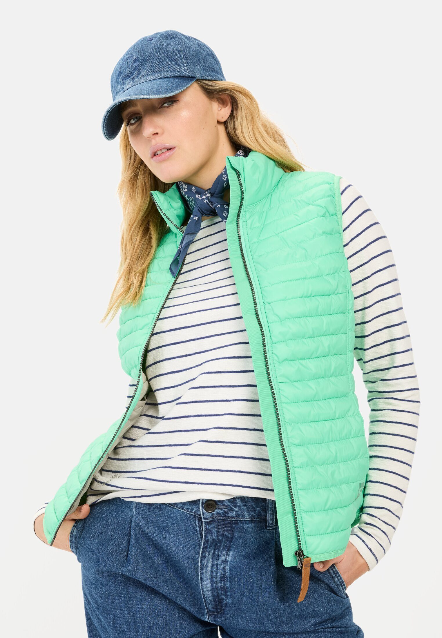 camel active Steppweste mit reflektierenden Details ärmellos Stehkragen mit günstig online kaufen