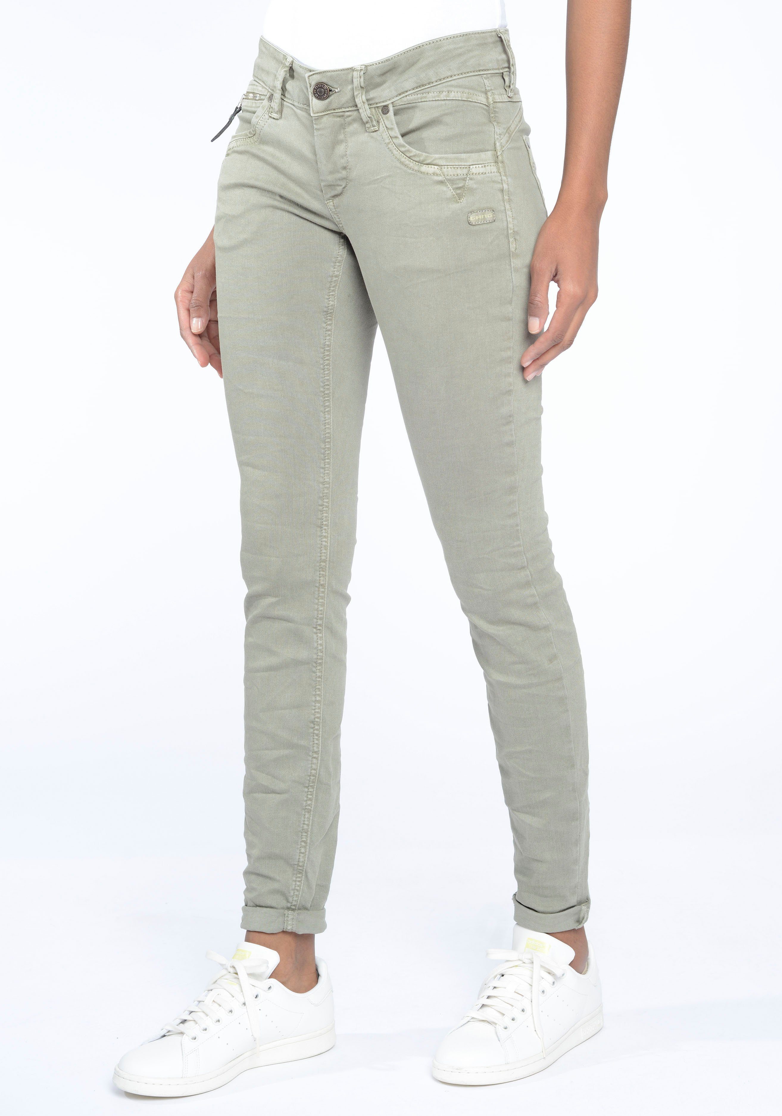 GANG Skinny-fit-Jeans 94NIKITA perfekte Passform durch Stretch-Denim, Coinpocket  mit Zipper, sowie V-Förmigen Einsätze an den Taschen vorne