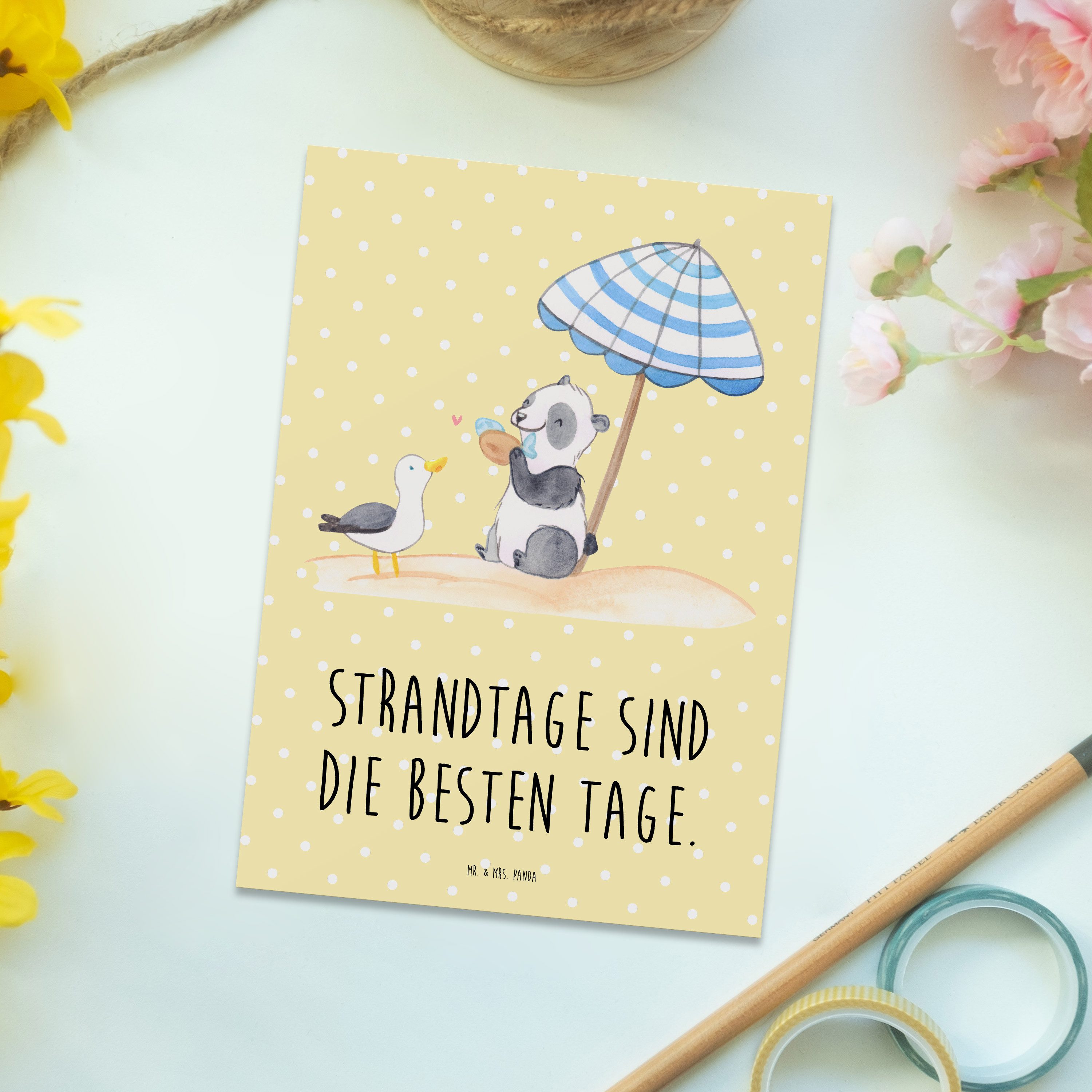 Thumbnail - Mr. & Mrs. Panda Postkarte Sommer Strandtage - Gelb Pastell - Geschenk, besten Tage, Winter, Ein, Matt Rückseite