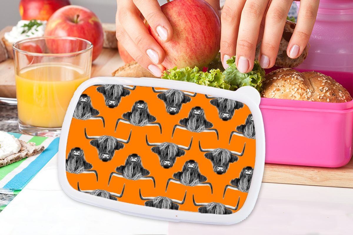 MuchoWow Lunchbox Schottischer Highlander für rosa Kunststoff Brotdose Kunststoff, Snackbox, Orange, - Brotbox Muster Kinder, - (2-tlg), Mädchen, Erwachsene