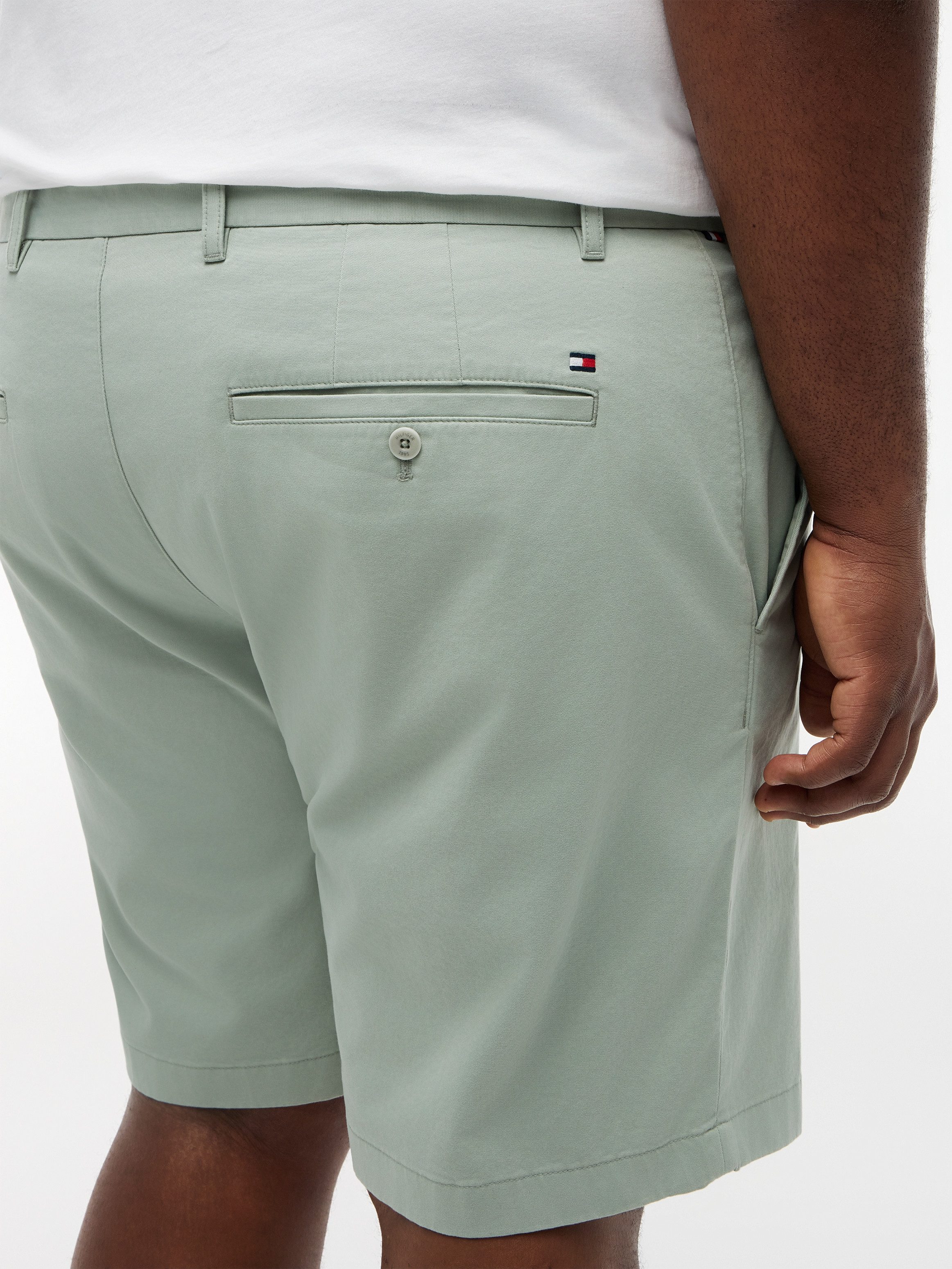 Tommy Hilfiger Big & Tall Chinoshorts BT-DENTON 9.5 ESS TWILL-B Twill, slim fit, Große Größen
