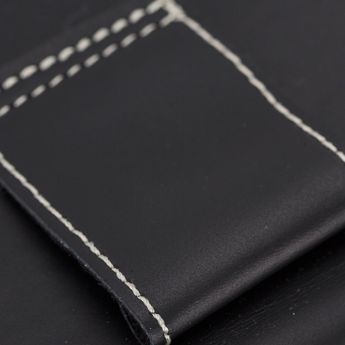Burkley Gürteltasche Vintage Leder Leder mit für Plus iPhone Holster Gürteltasche Schwarz Hochformat), und 14 (Robustes Magnet-Klappdeckel Gürtelschlaufe im
