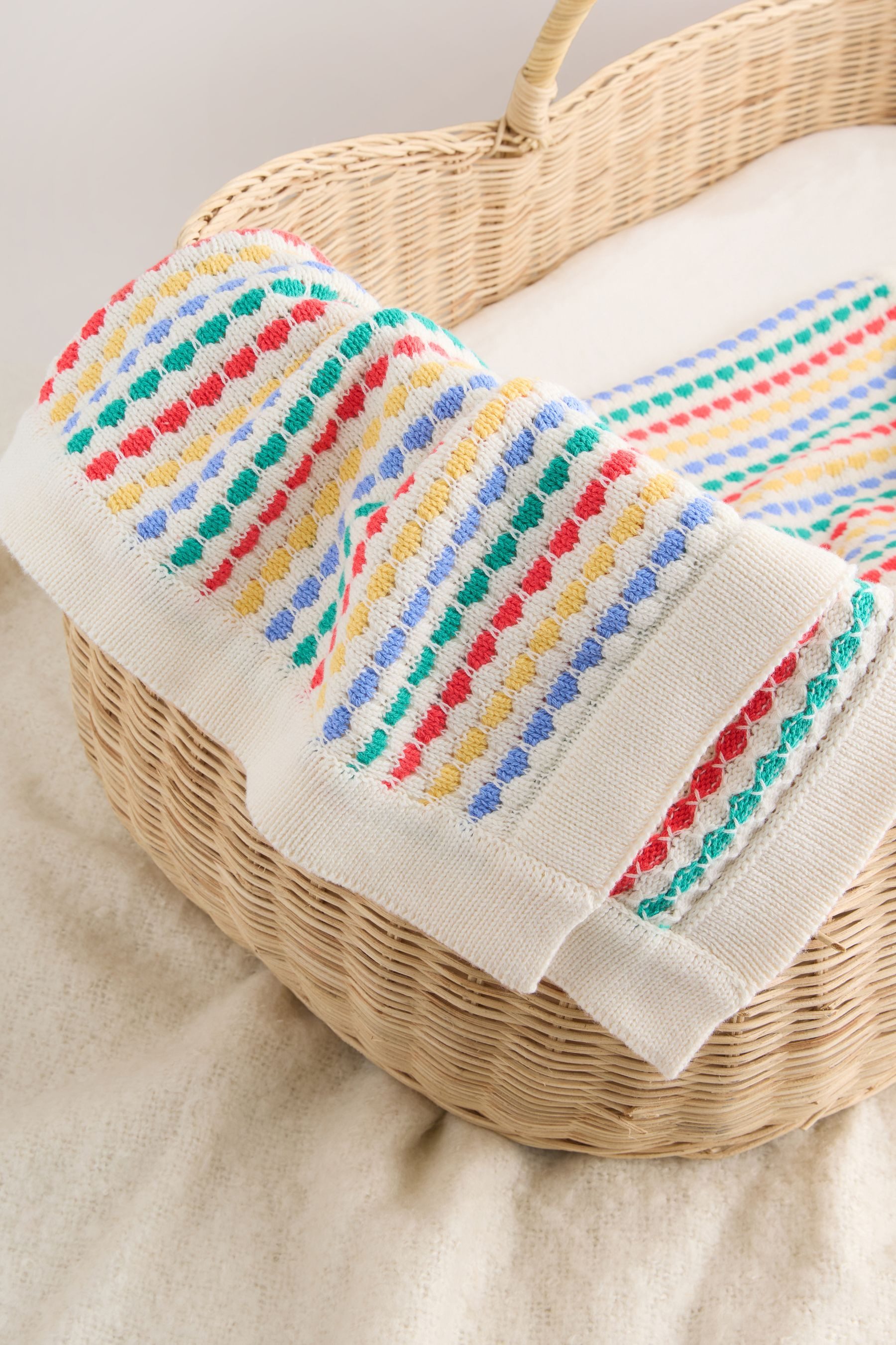 Babydecke Baby Strickdecke mit Streifen und Noppen, Next