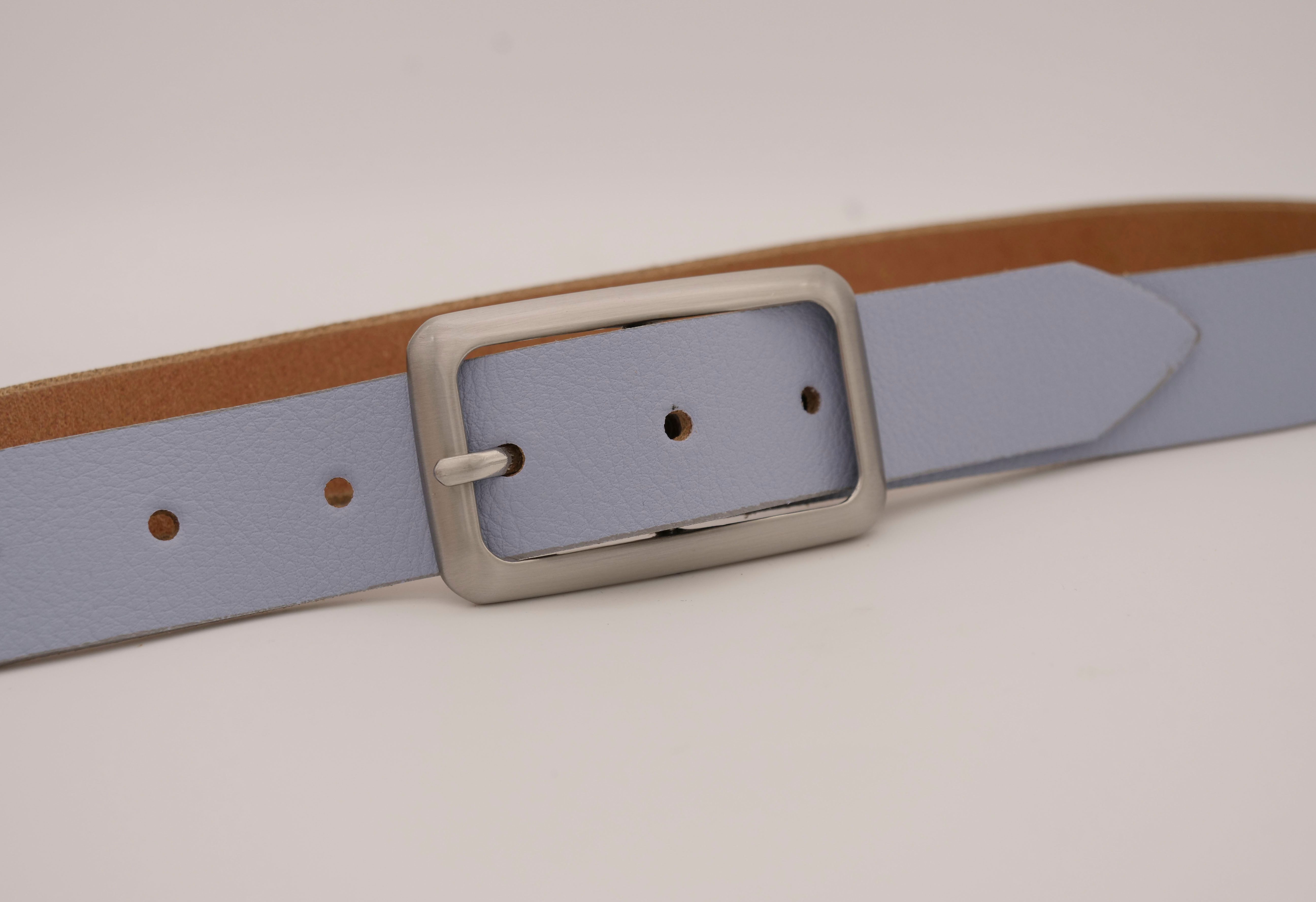 AnnaMatoni Ledergürtel mit silberner Schließe