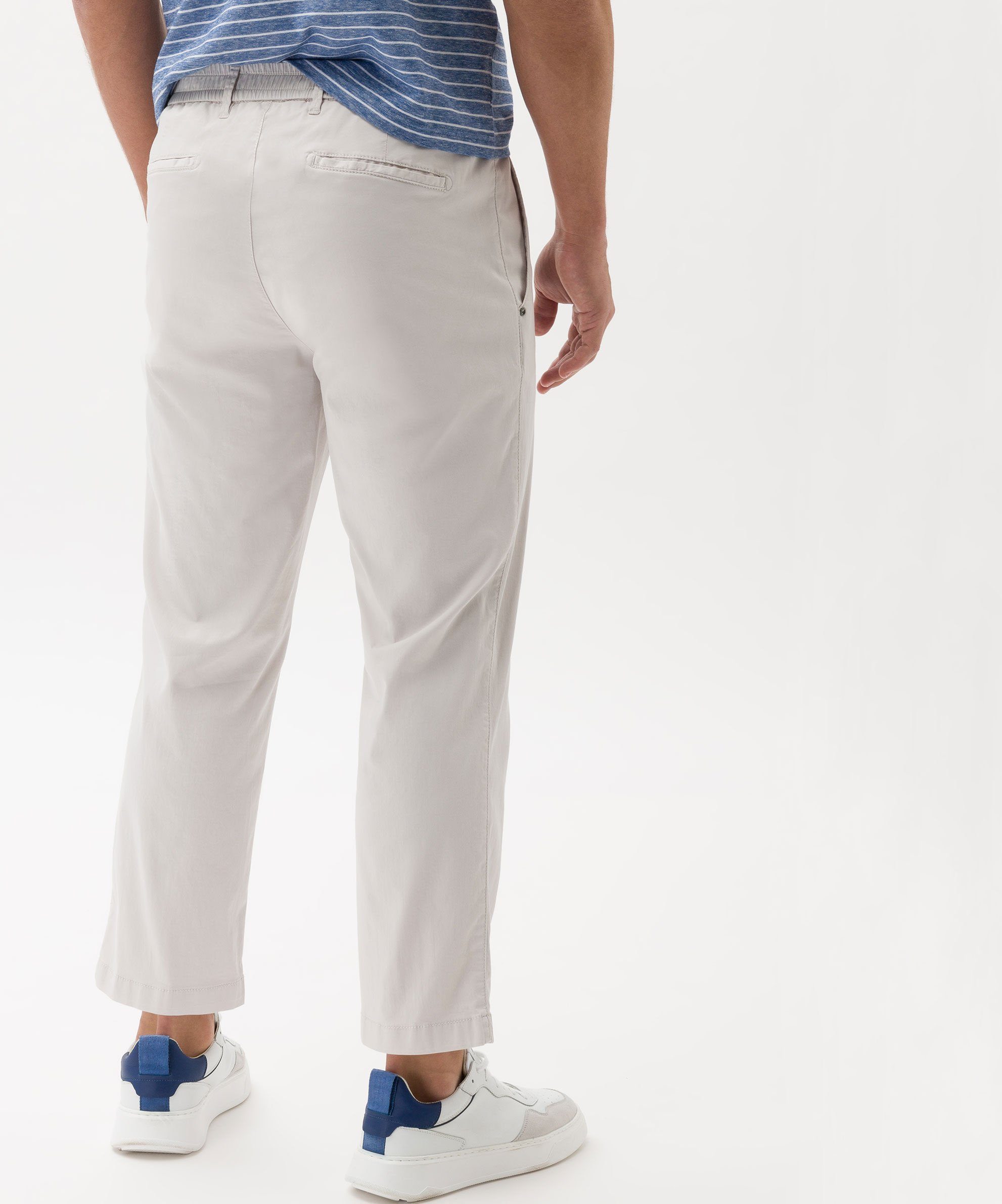 Brax Chinos Ultralight: Smarte Chinohose