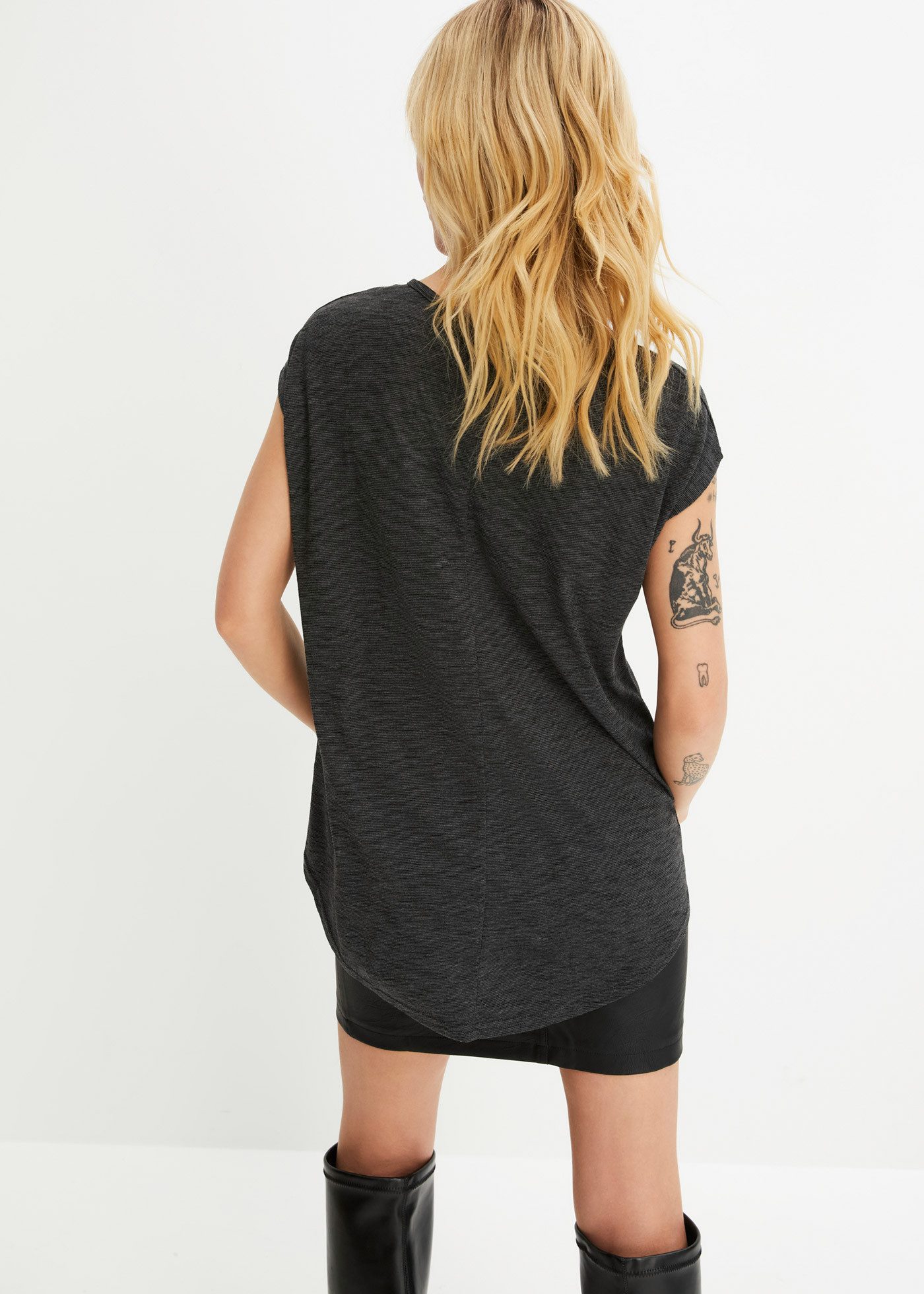 bonprix Longshirt schmale Passform, Kurzarm-Design, mit Print, aus Viskose-Mix