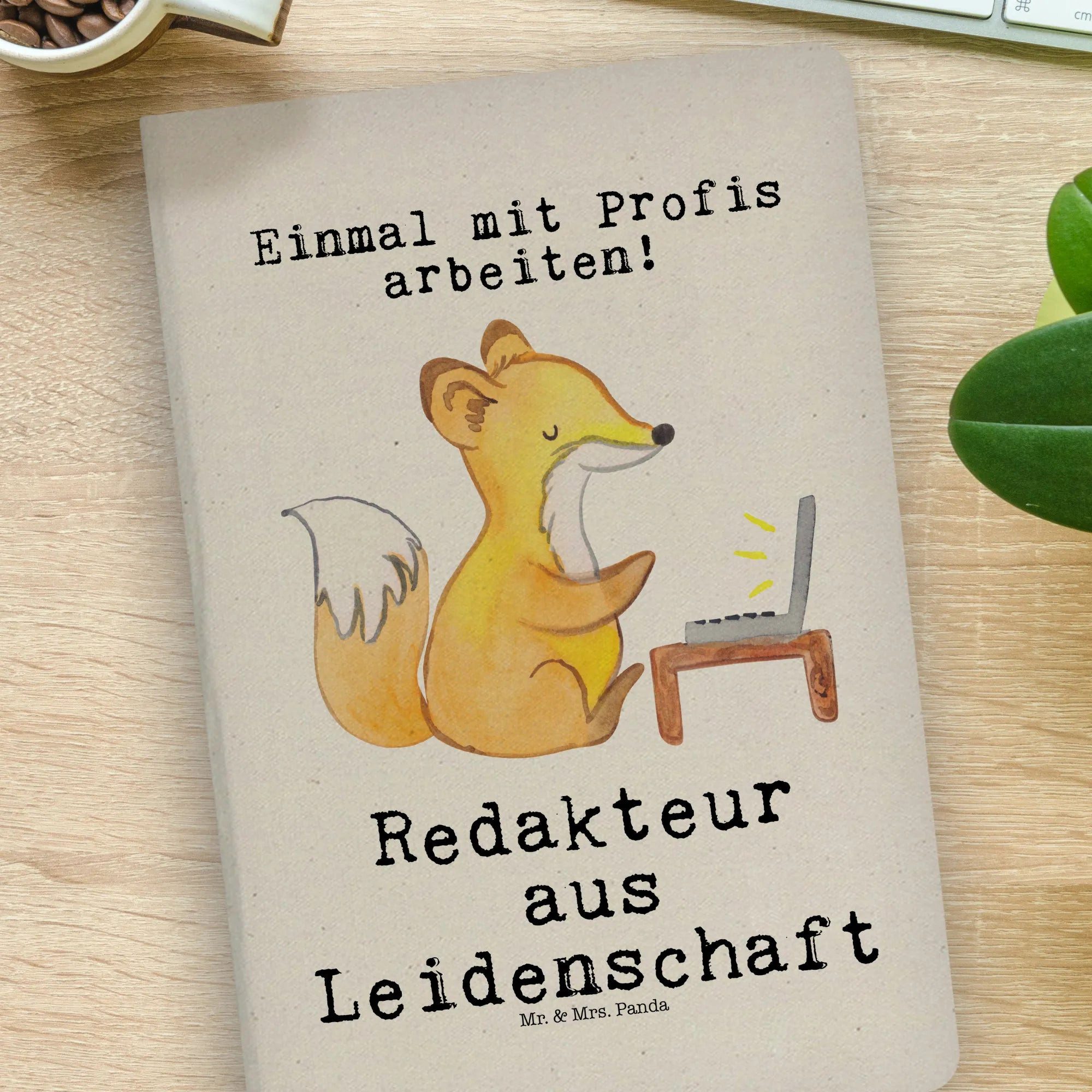 Thumbnail - Mr. & Mrs. Panda Notizbuch Redakteur Leidenschaft - Transparent - Geschenk, DIN A4 Notizheft, DI Mr. & Mrs. Panda, Echte...