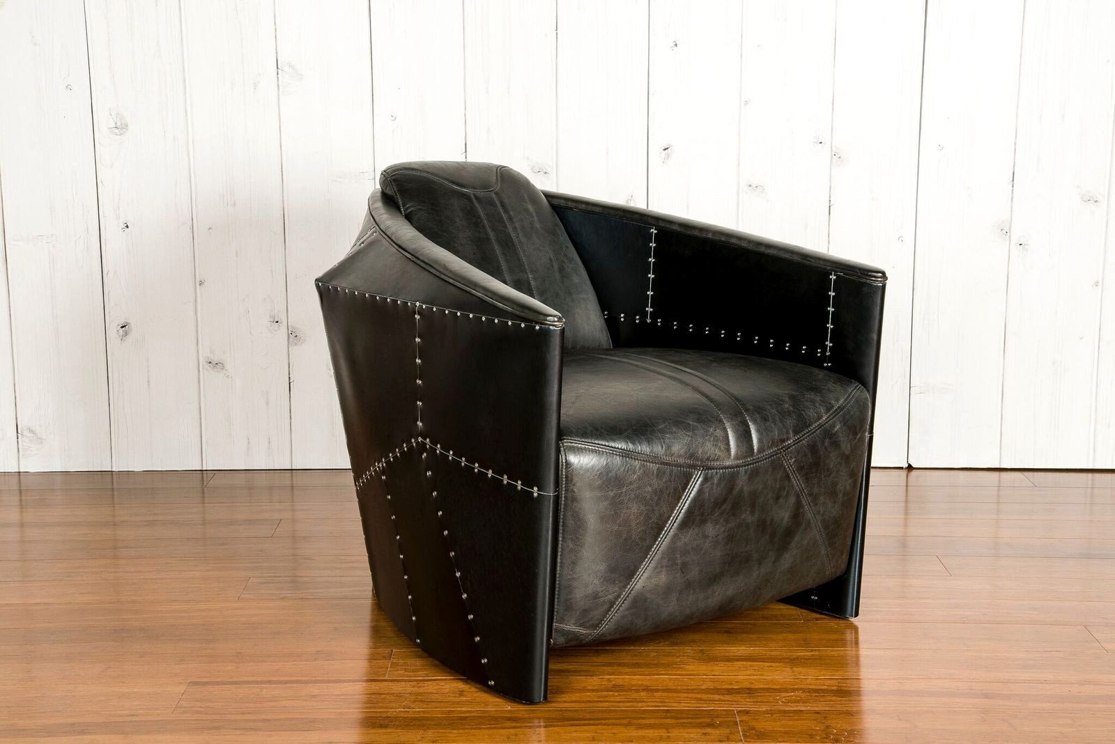 JVmoebel Sessel Vintage Ledersessel Schwarz im Retro-Stil aus echtem Leder (Sessel), Made in Europa