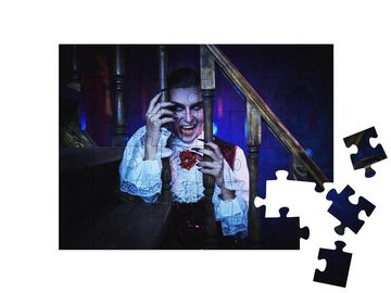 puzzleYOU Puzzle Blutrünstiger Vampir hinter einem alten Geländer, 48 Puzzleteile, puzzleYOU-Kollektionen Vampire