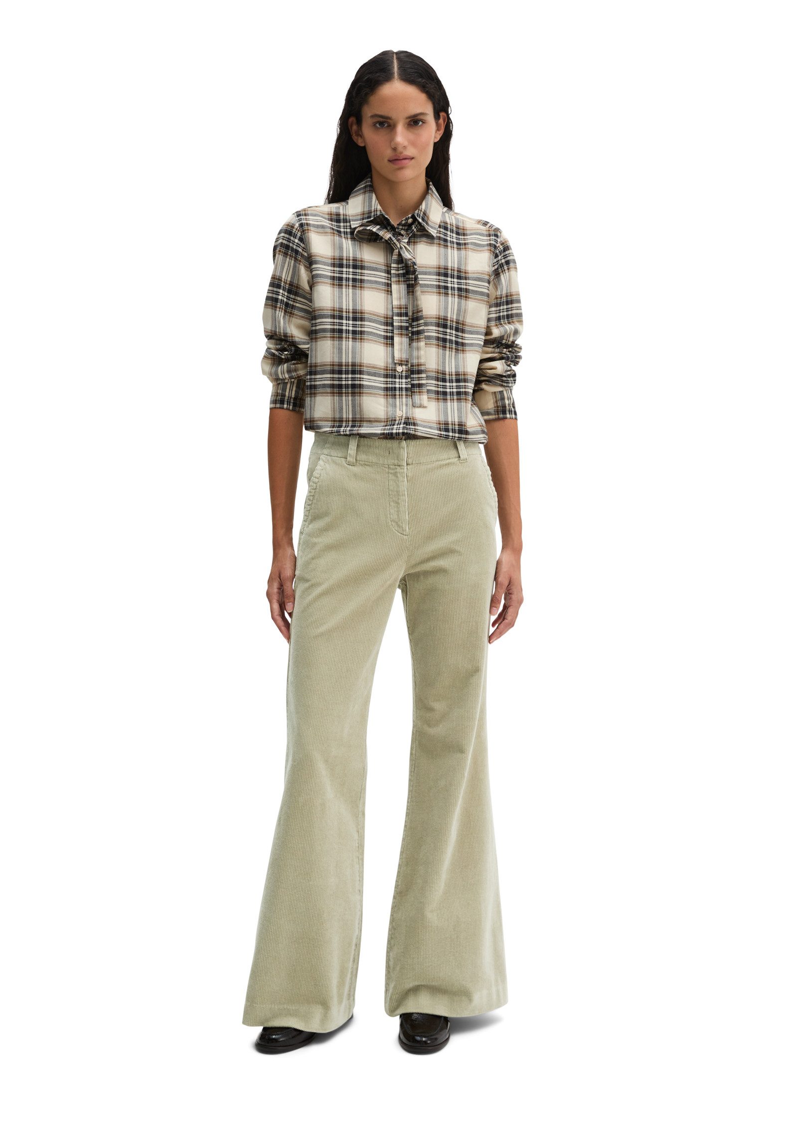 Marc O'Polo Cordhose flared aus Organic Cotton Stretch – Bild 4 von 5