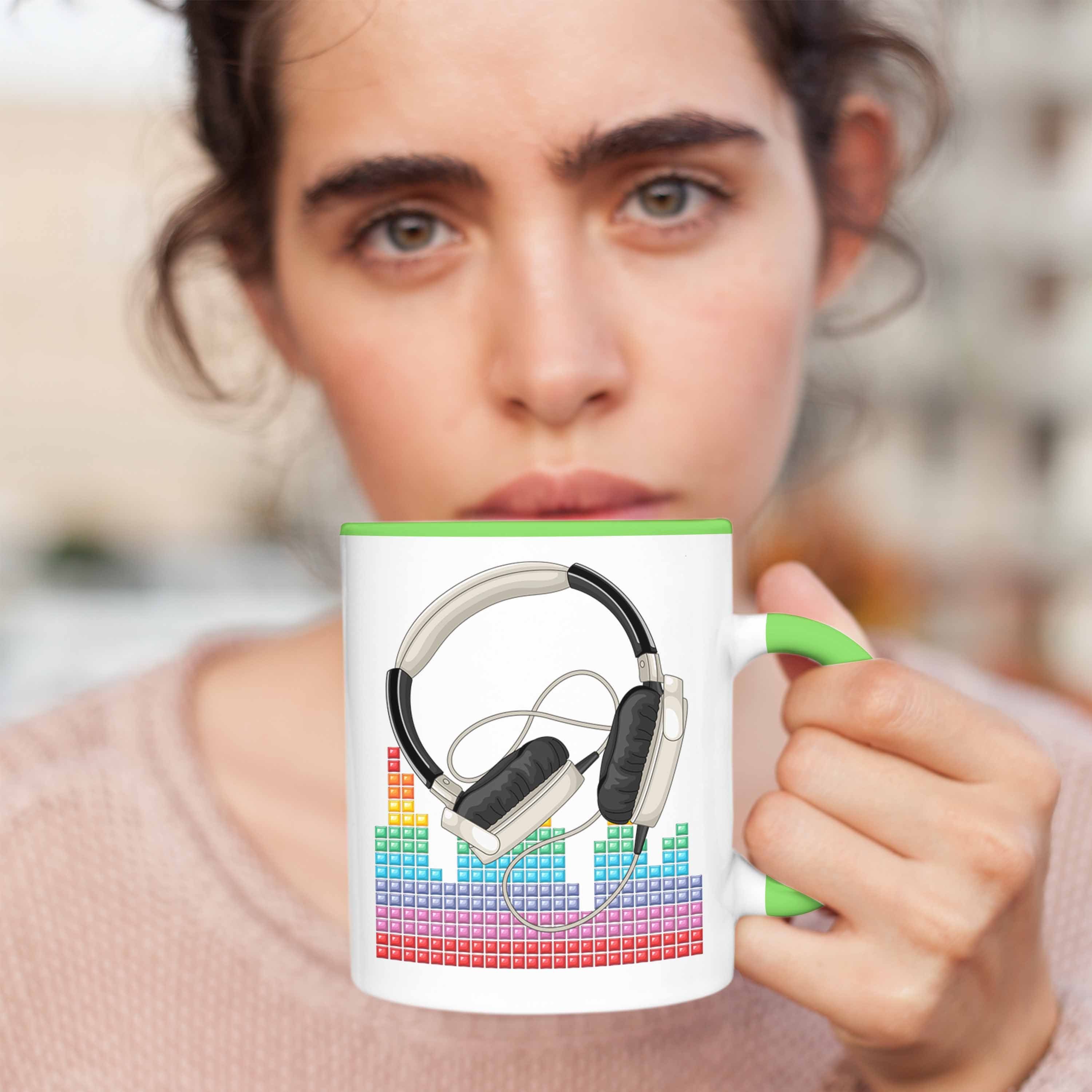Trendation Tasse DJ Kaffee-Becher Geschenkidee Grün Geschenk für Mischpult Tasse DJ Grafik