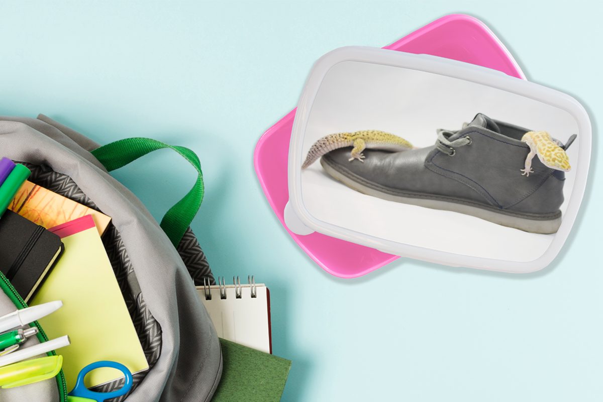 MuchoWow Lunchbox Snackbox, einem Geckos (2-tlg), Kunststoff in Schuh, Brotdose Kunststoff, Erwachsene, für Brotbox rosa Mädchen, Kinder